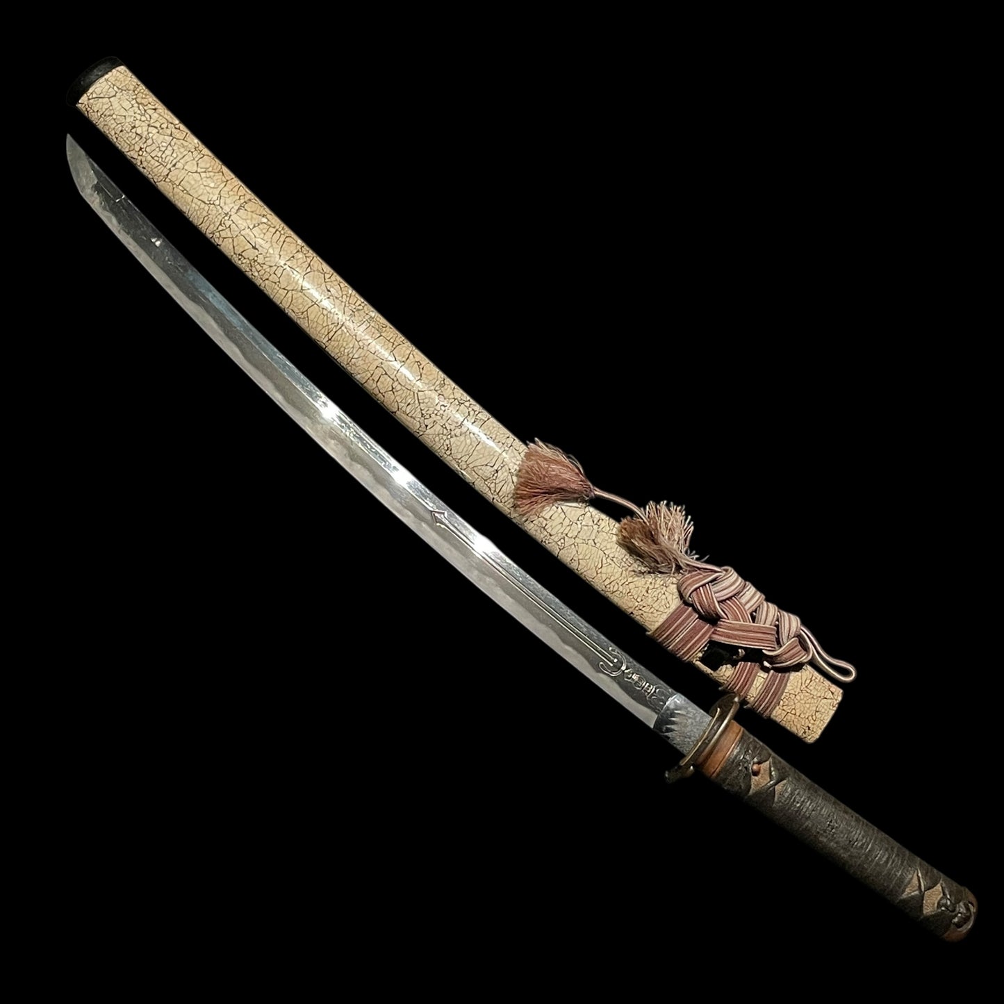 Rankaku-Saya 卵殻鞘, HORIMONO 彫物 Wakizashi, Yamagane Tsuba, Edo period mumei