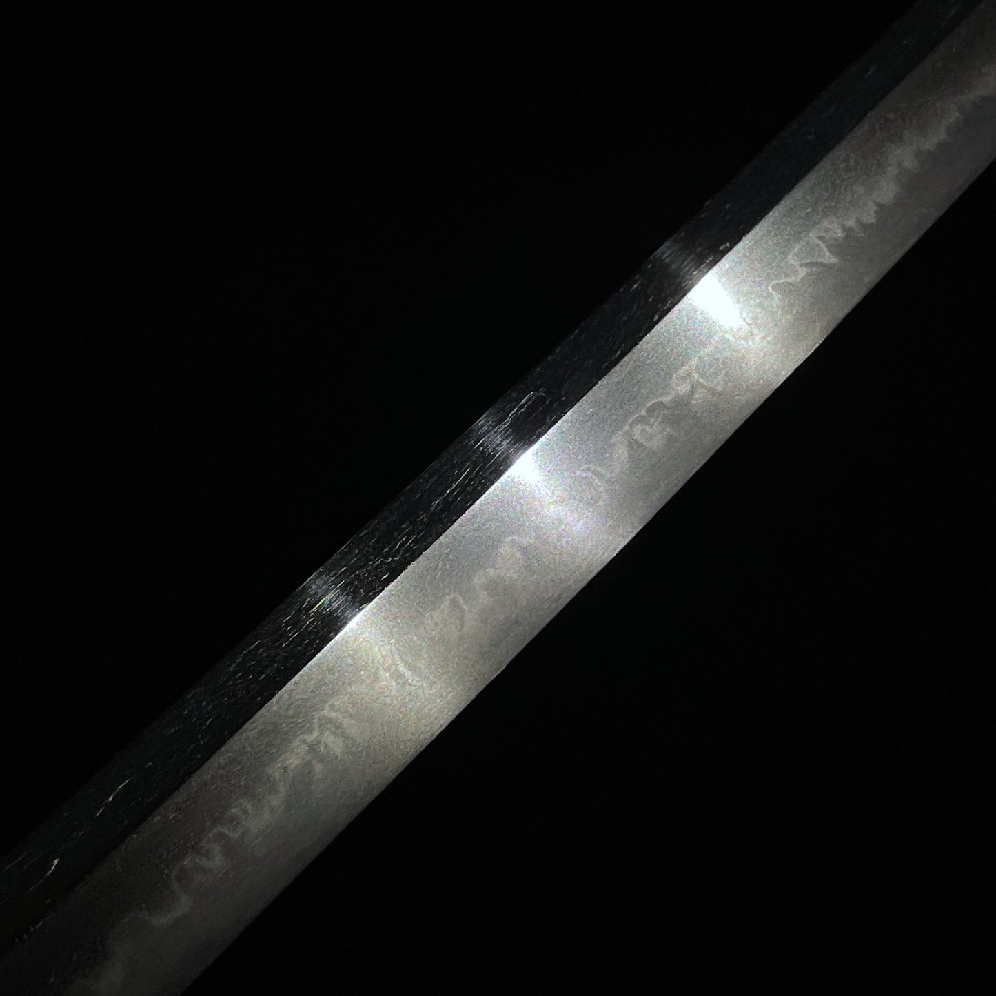 Amazing Hamon, Fujiwara Yoshimichi 藤原吉道 signed Long WAKIZASHI, Edo period
