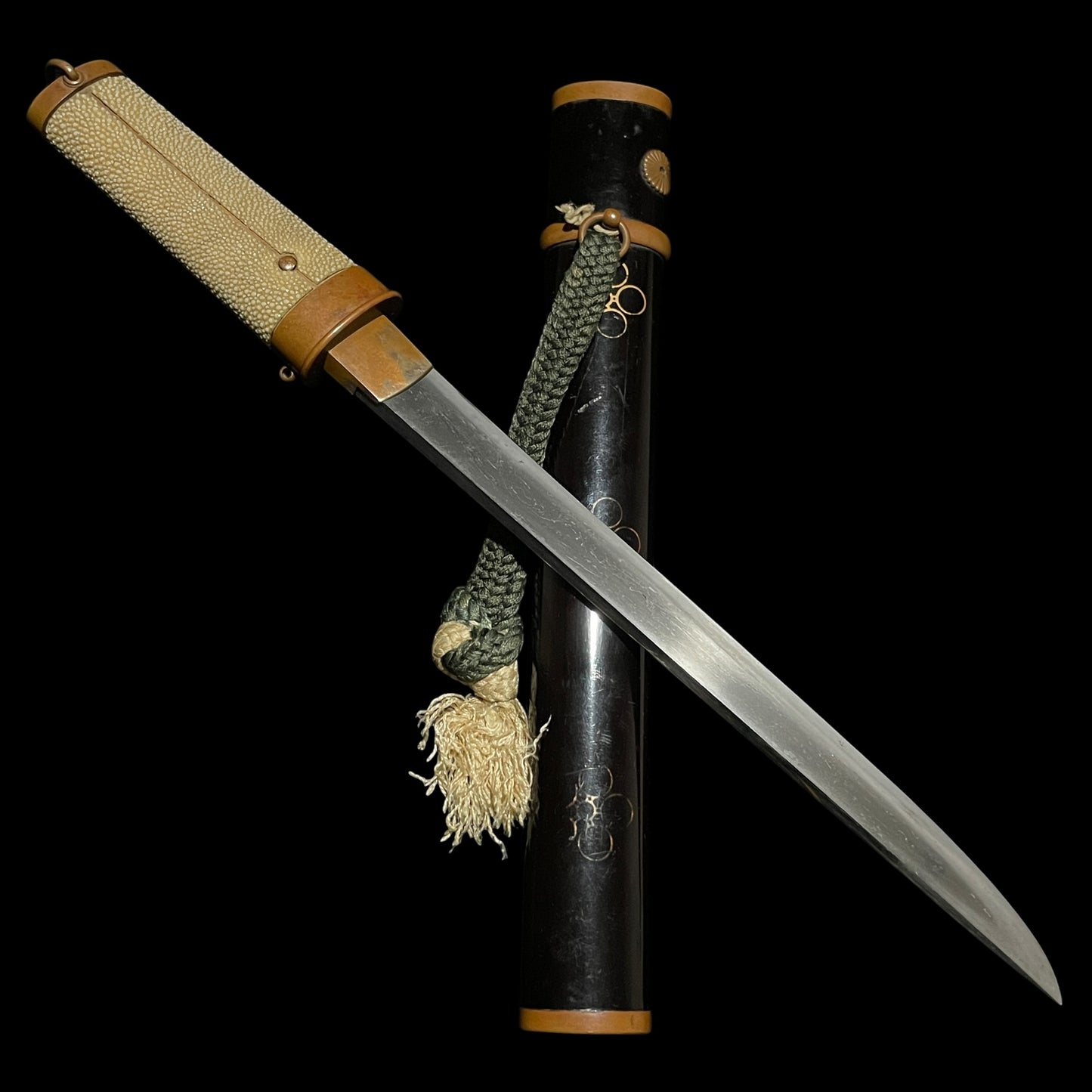 Yoroidoshi 鎧通し TANTO, Nobufusa 信房 signed, Thick Blade, Copper Fittings, Muromachi period