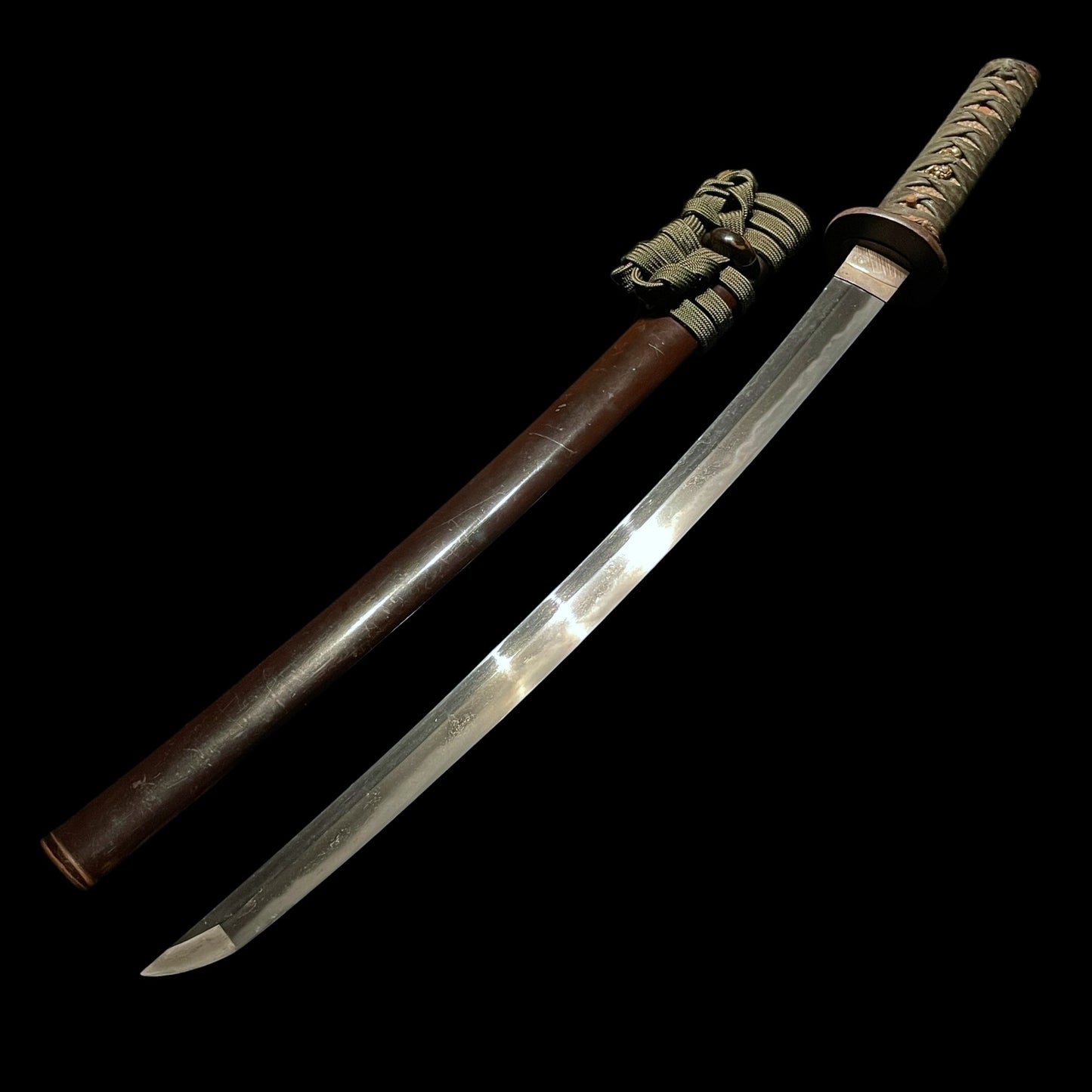 Bizenkoku Sukesada 備前國祐定 signed Wakizashi, Rugged Iron Fuchikashira, Muromachi period