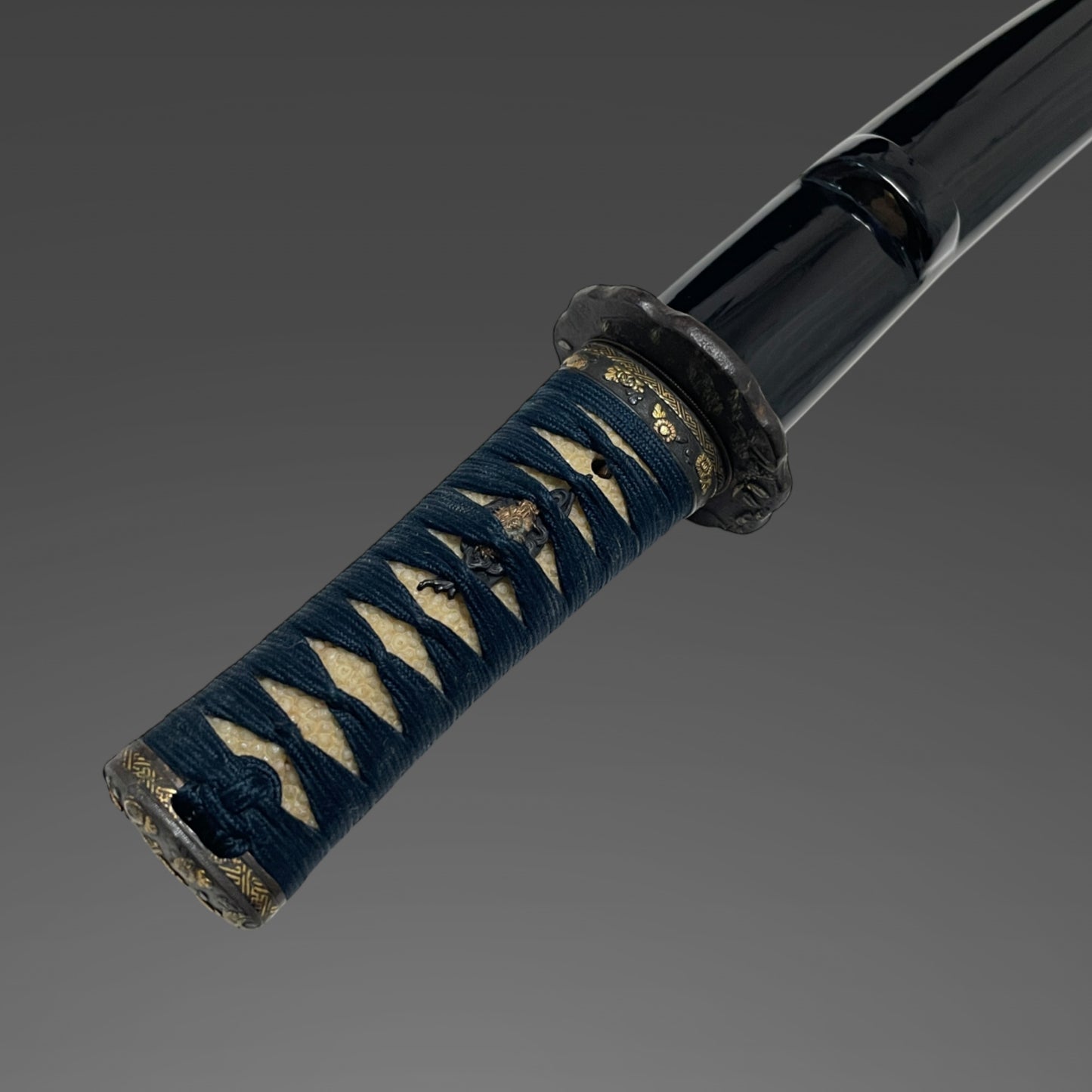 Authentic Koshirae for Tanto or Short Wakizashi, with Kozuka, Flower Fuchikshira