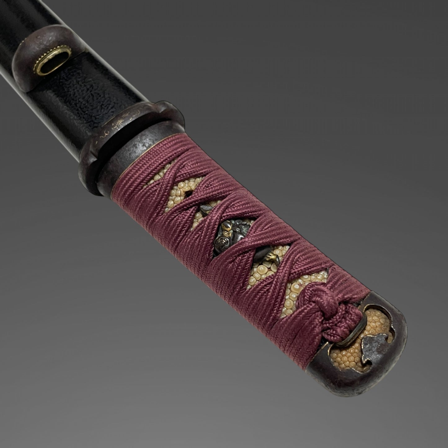 Noshusekiju Kaneshige 濃州住兼重 signed TANTO, Iron Fittings Koshirae, Dragon Kozuka