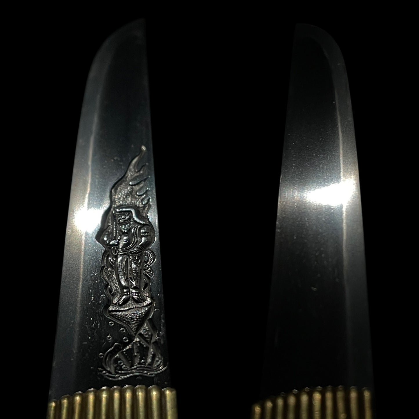 HORIMONO 彫物 Tanto, Fudo-Myoo 不動明王, with Kozuka Kogai, Edo period mumei