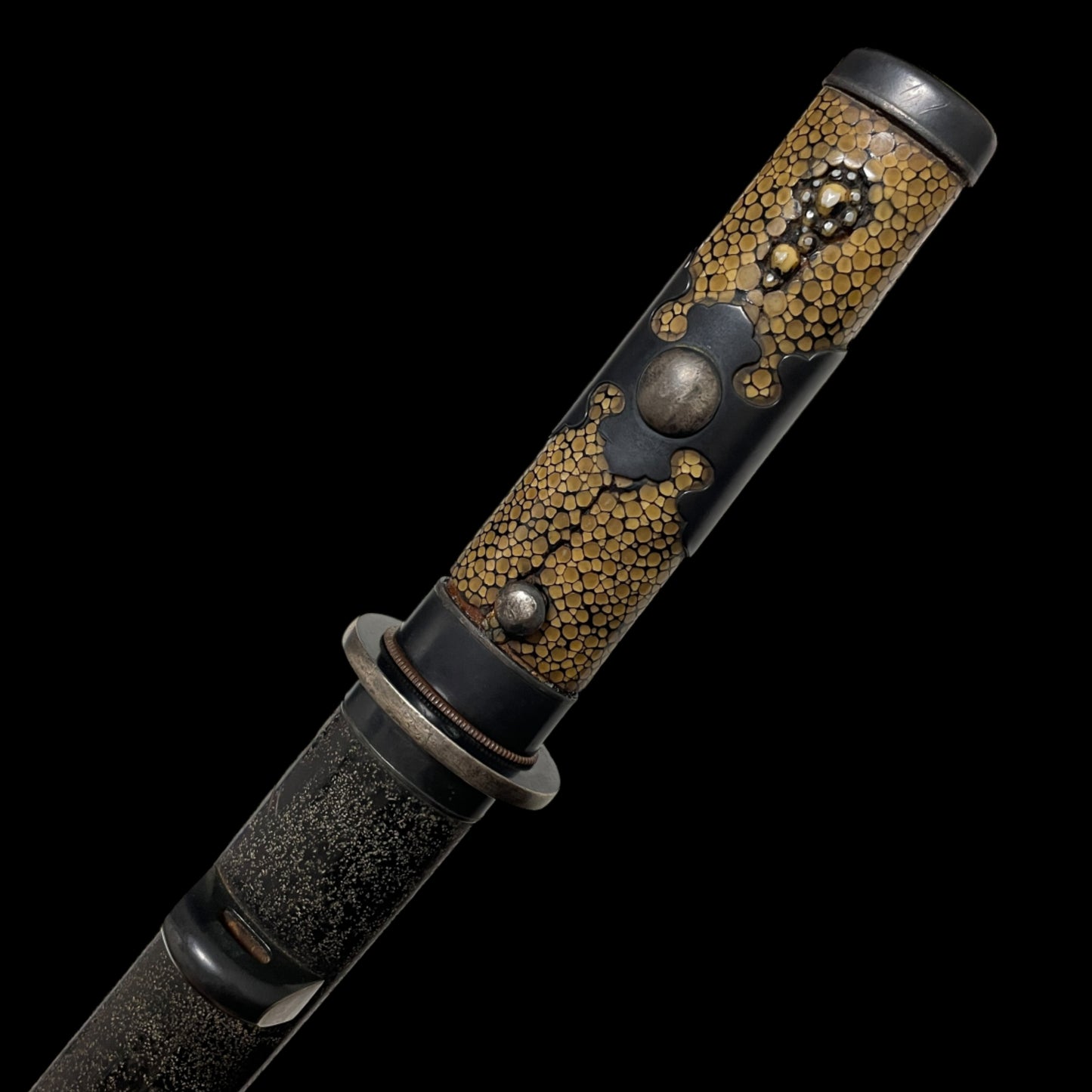 YOROIDOSHI 鎧通し TANTO, Shakudo Fittings, Muromachi period mumei