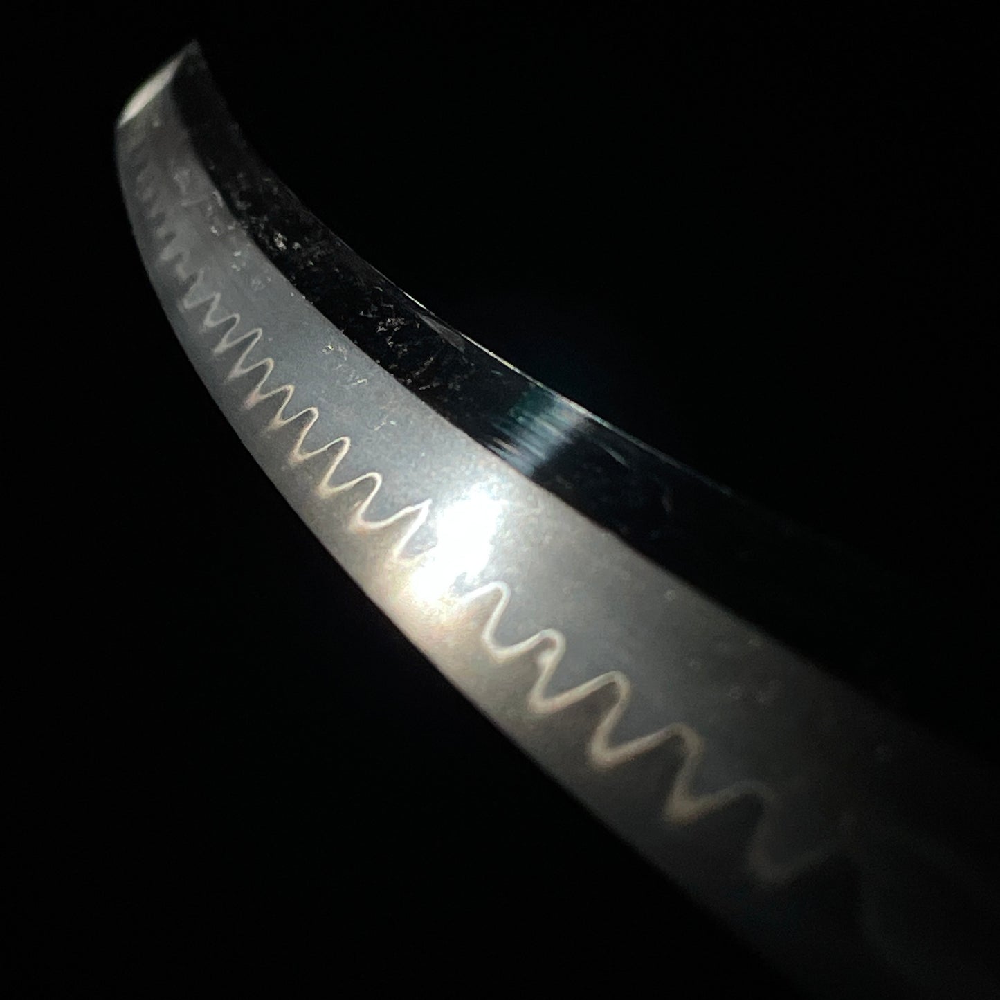 Sanjo Munechika 三條宗近 signed, Oozori 大反り Wakizashi, Late Edo Bakumatsu era.