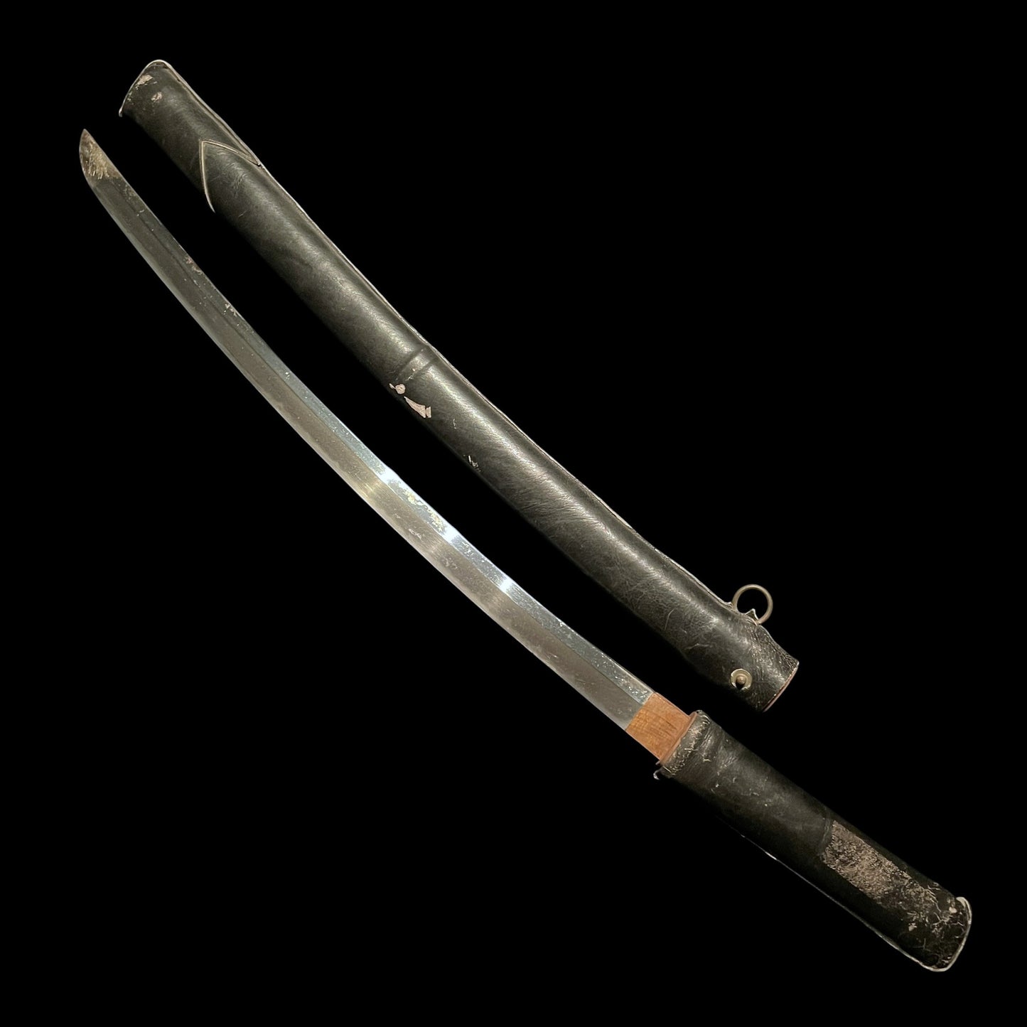 Uniquely shaped GUNTO for Crew, Ryakushiki Style, Late WW2, Japanese Officer Sword