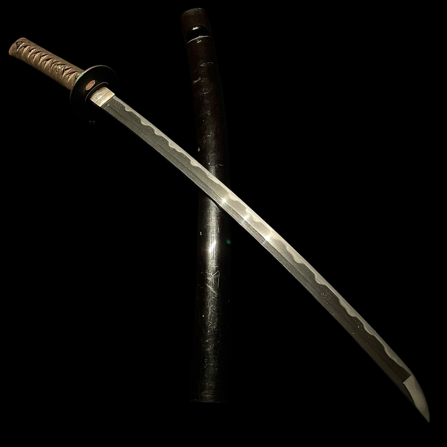 Amazing Hamon Sukezane 助真 signed Wakizashi, Copper Fuchikashira, Edo period