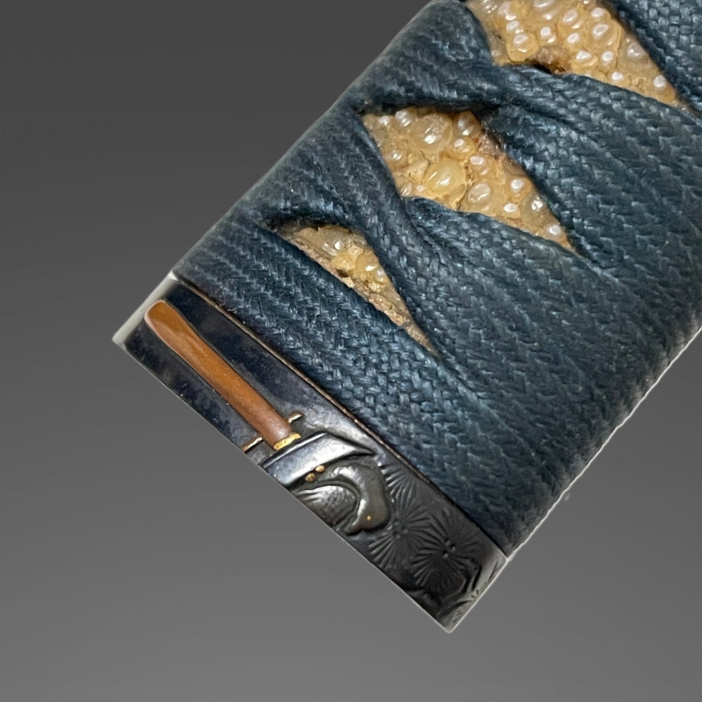 Nobukuni 信国 signed Wakizashi, Beautiful Fuchi, Muromachi period