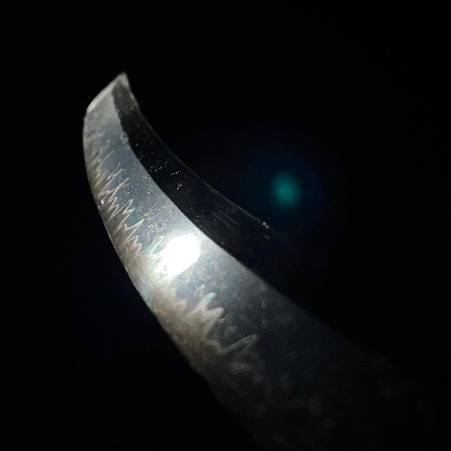 Amazing Hamon Long Wakizashi, Late Muromachi period