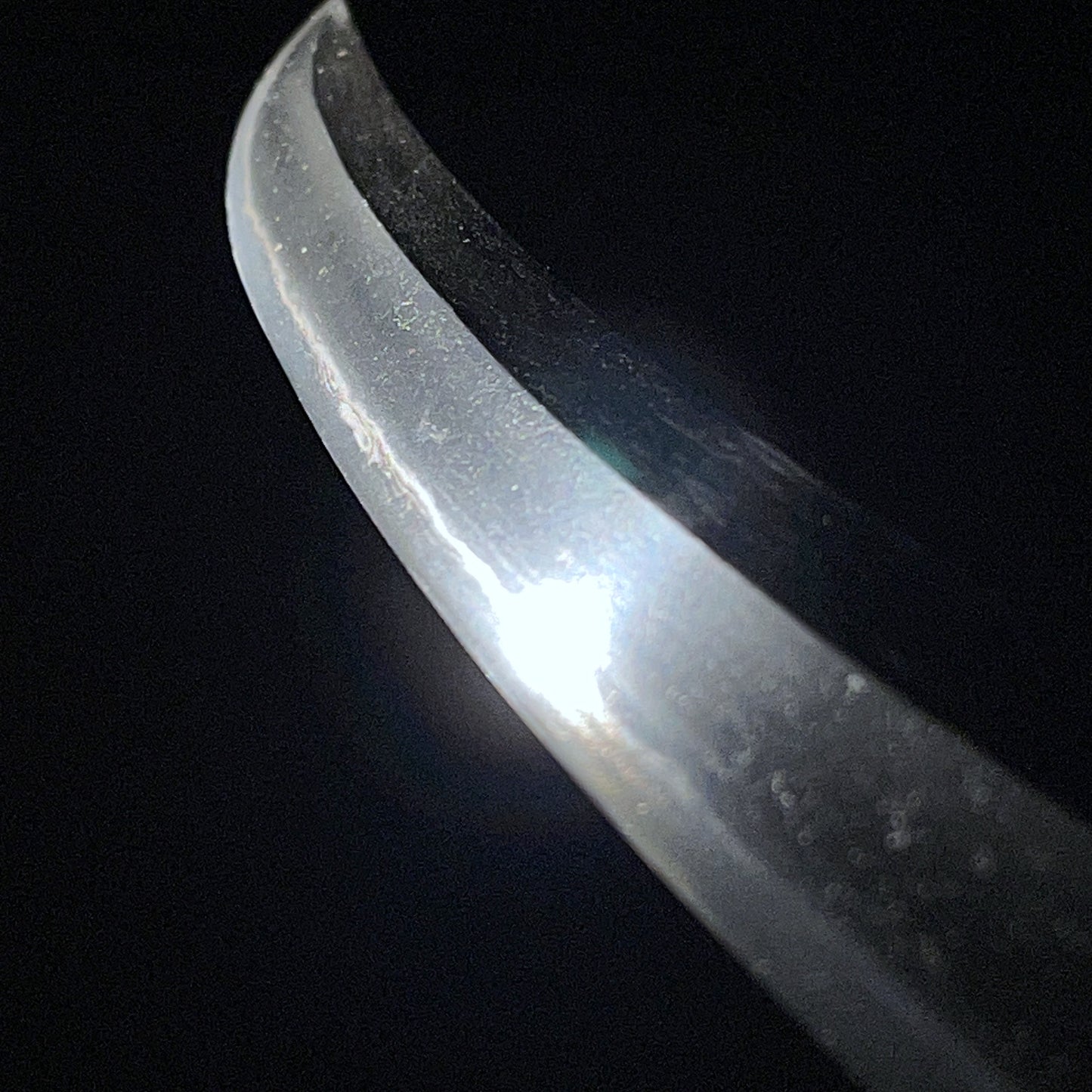 Kai-Mihara 貝三原 Shobuzukuri Wakizashi, Yoshinobu 好信 signed Fuchi,  Muromachi period