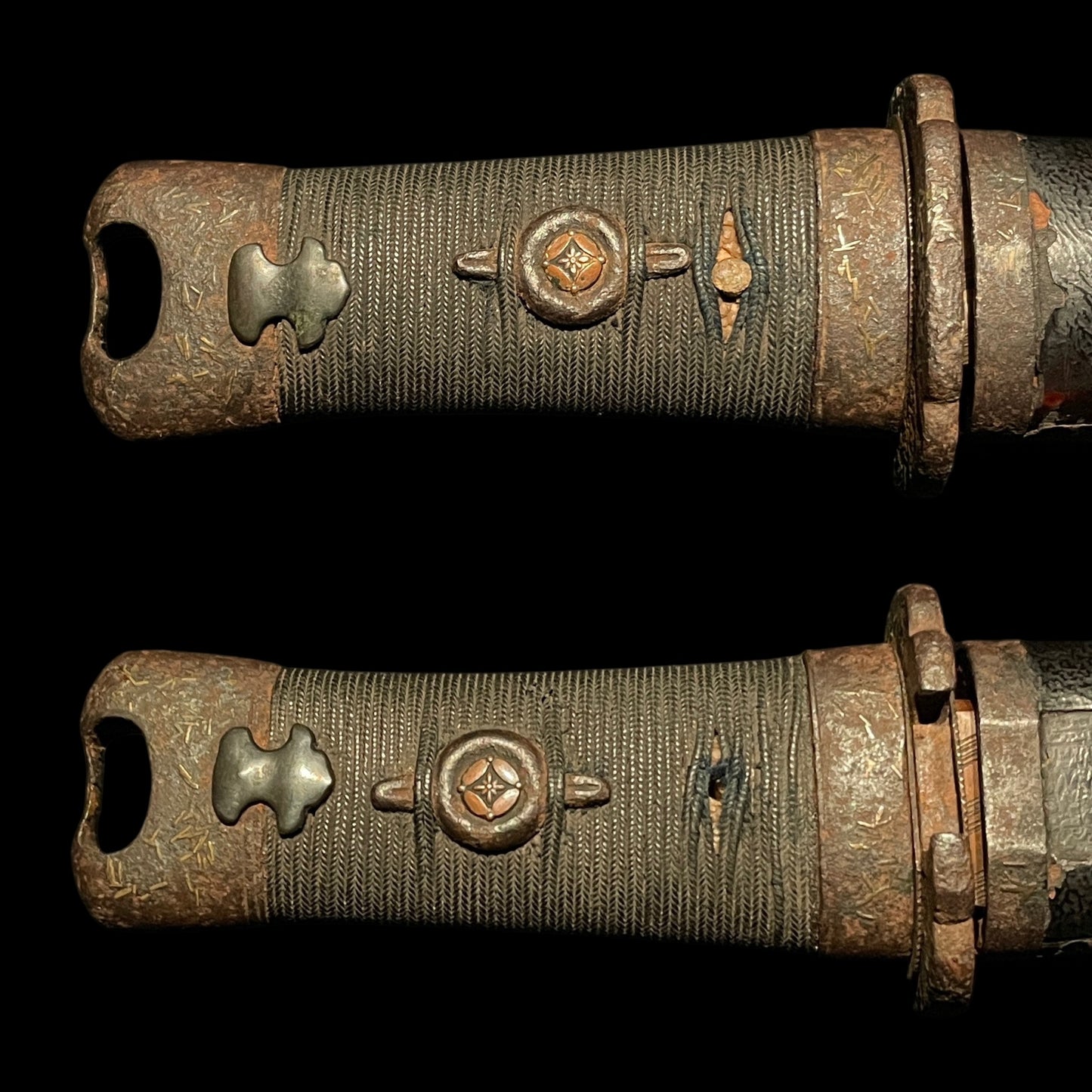 UNOKUBI-ZUKURI 鵜首造 Omeshi Koshirae sytle TANTO, Edo period mumei, Iron Fittings