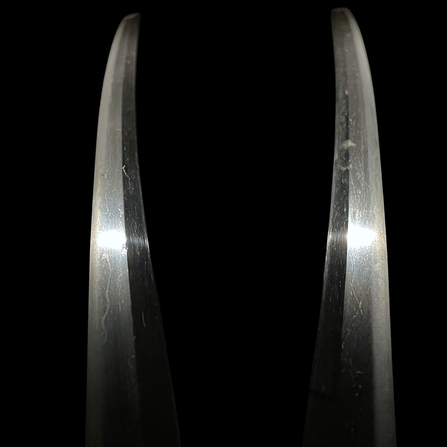 Masamehada 柾目肌 Long Wakizashi, Yamato School, Muromahi period mumei