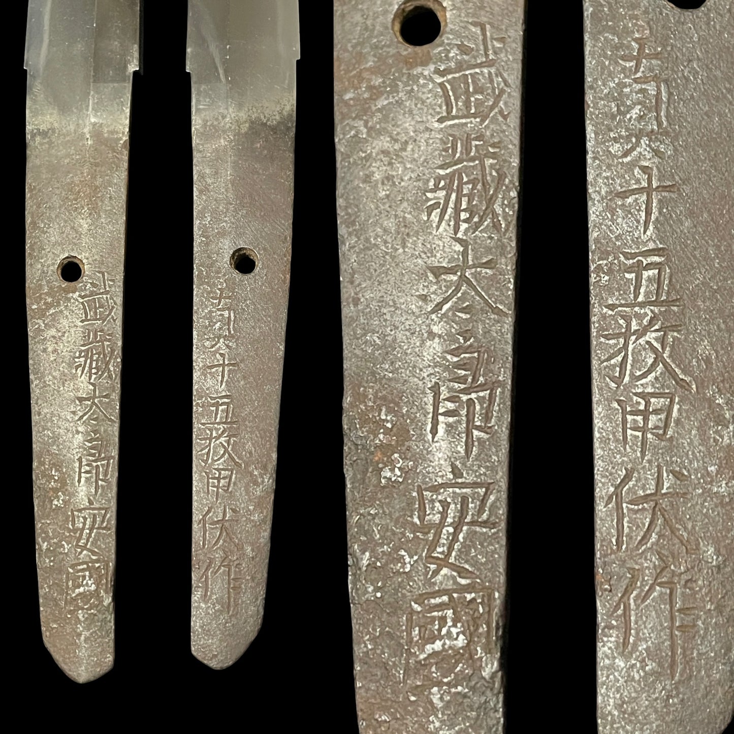 Musashitaro Yasukuni 武蔵太郎安国 signed Long Wakizashi, Edo period, with Kozuka