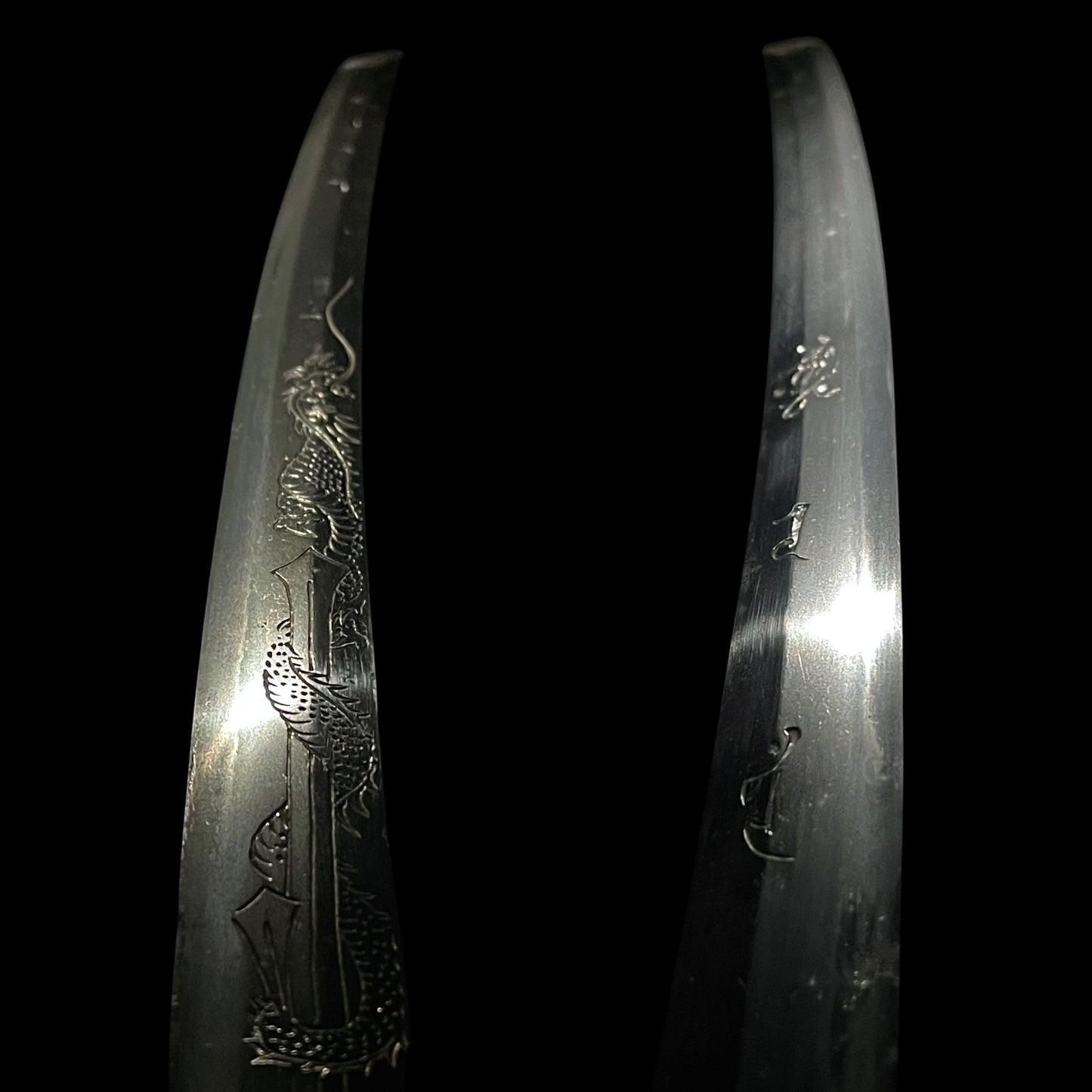 Dragon HORIMONO 彫物 Wakizashi, Noboriryu 昇龍, Bonji 梵字, Edo period mumei