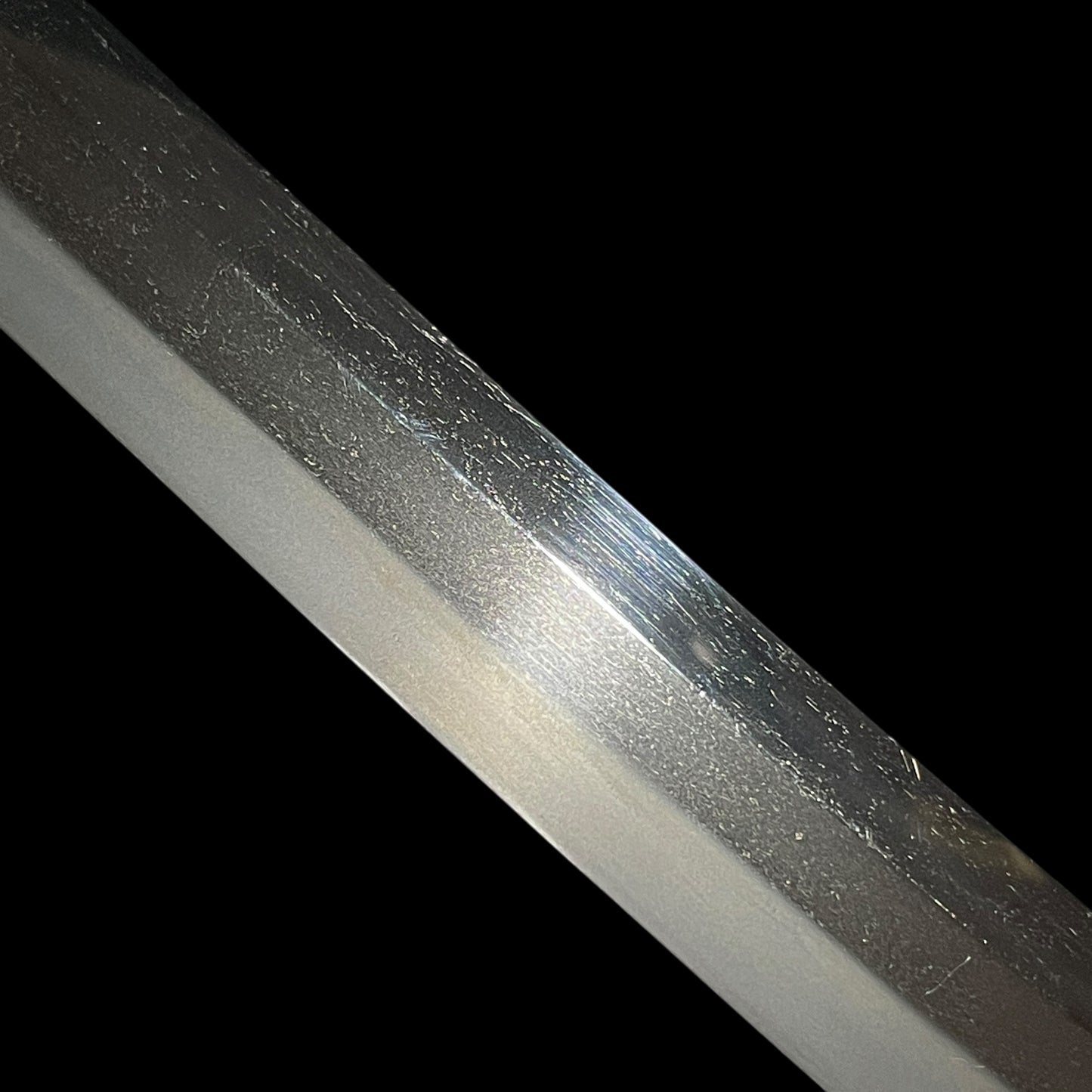 Koresuke 是助 signed WAKIZASHI in Shirasaya, 478mm (18.82 in.)