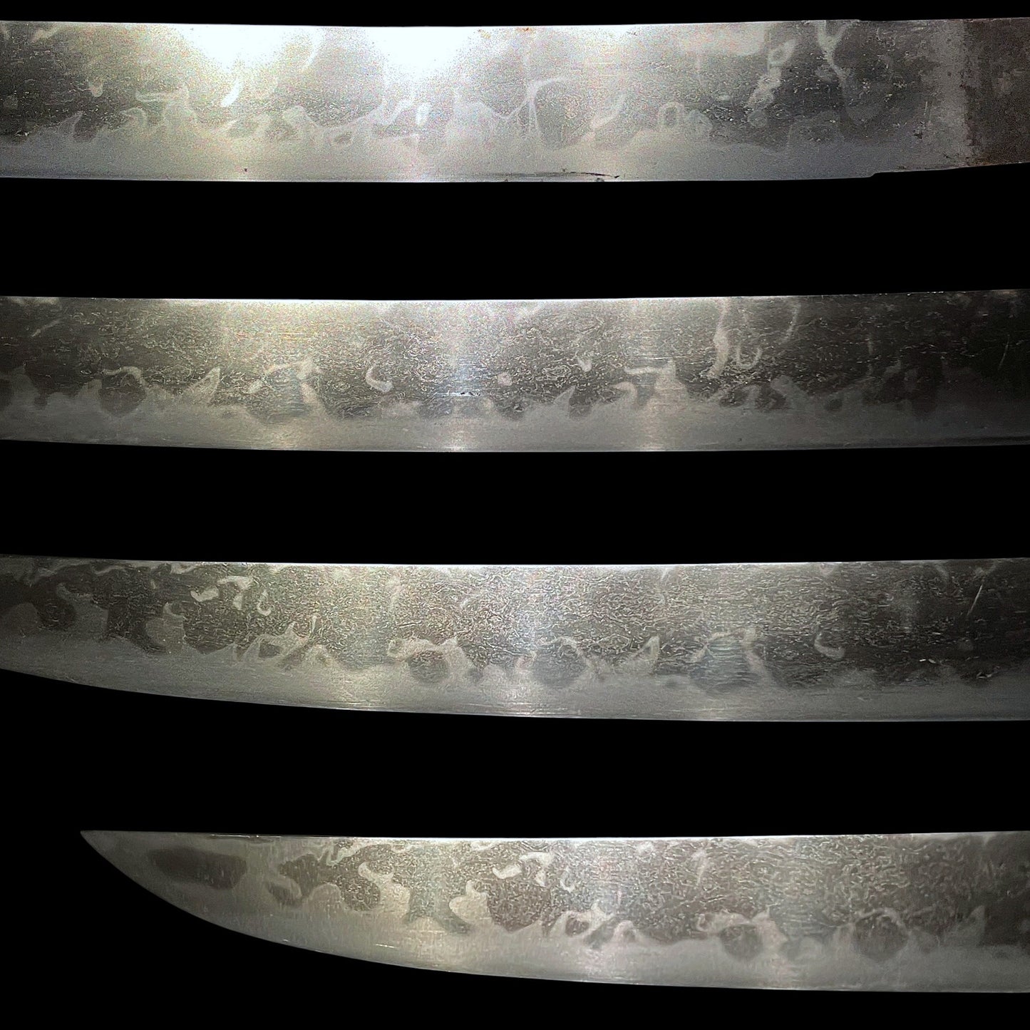 HITATSURA 皆焼 Wakizashi, Dragonfly Tsuba, Family crest Scabbard, Muromachi period mumei