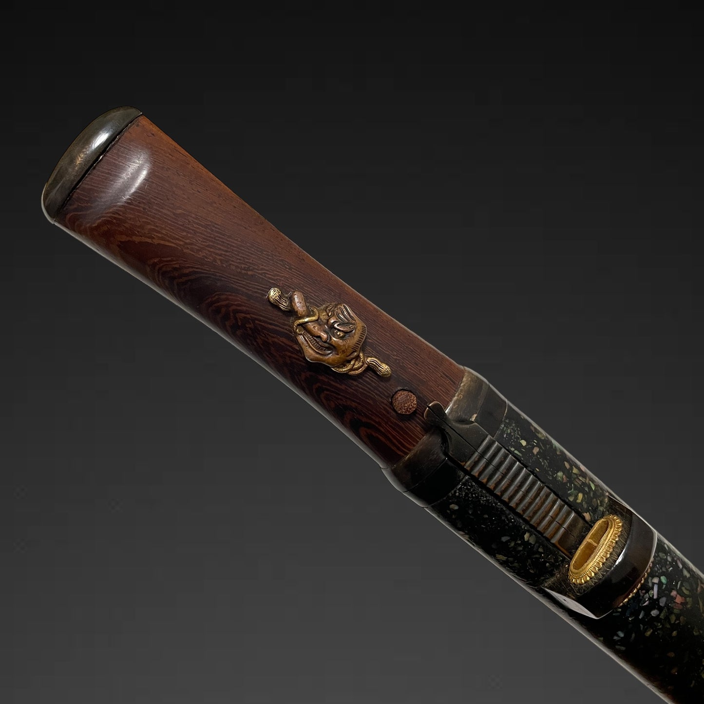 TENGU Menuki 天狗目貫 Aikuchi TANTO, Wari-Kogai and Raden Scabbard, Edo period mumei