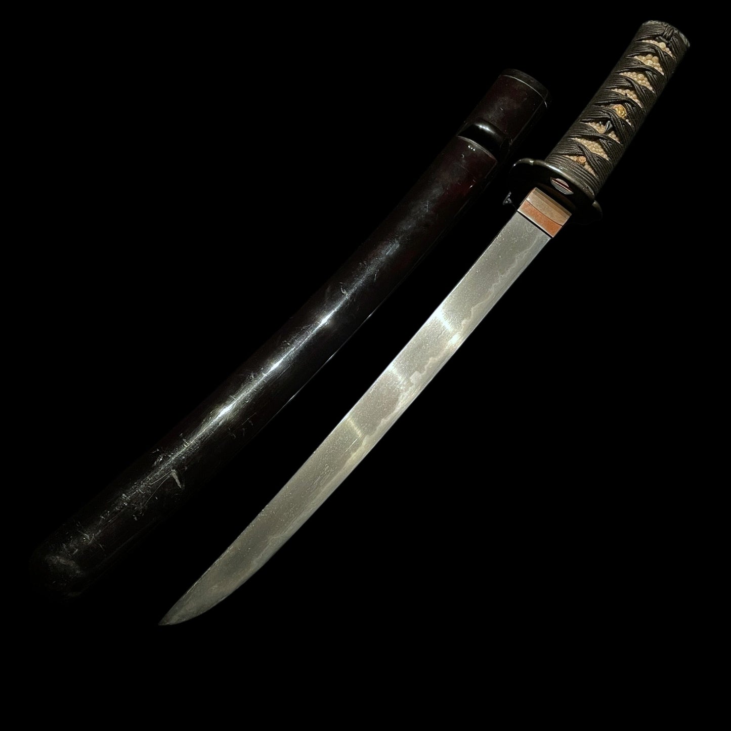 Bat Tsuba and Boar Fuchikashira TANTO, with Kozuka, Muromachi period mumei