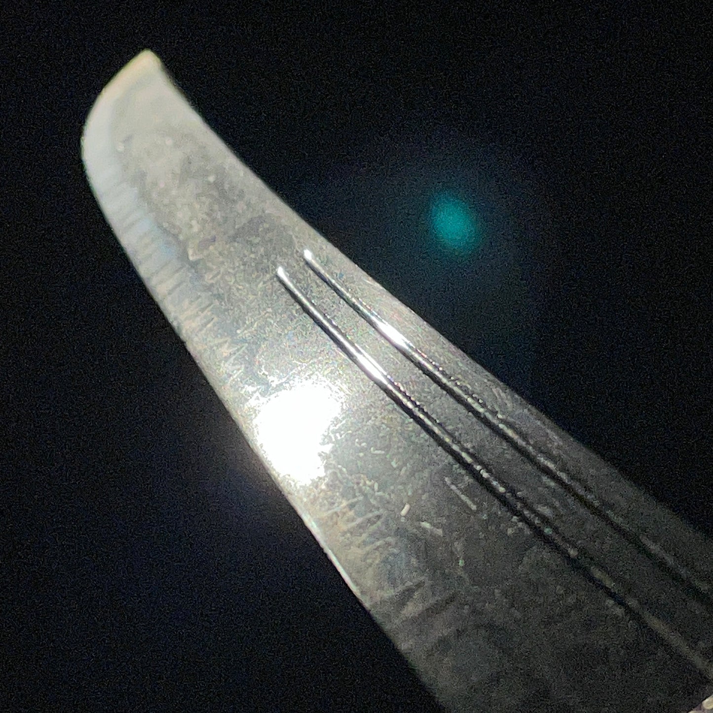 HADAMONO 肌物, Kanenobu 兼信 signed Hirazukuri Wakizashi, Muromachi period