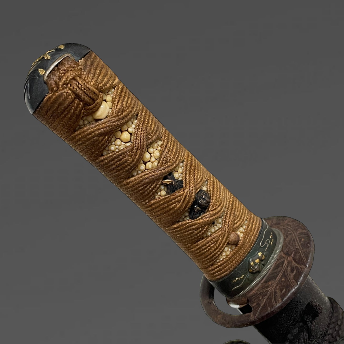 Fuyuhiro 冬広 Shobuzukuri TANTO, Raijin Kozuka 雷神小柄, Muromachi period