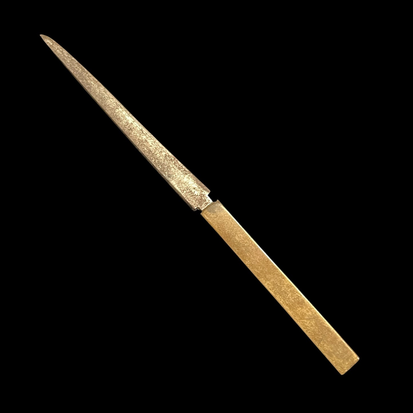 Red Kaiken Pocket Tanto, 懐剣短刀, with Brass Kozuka, Edo period mumei