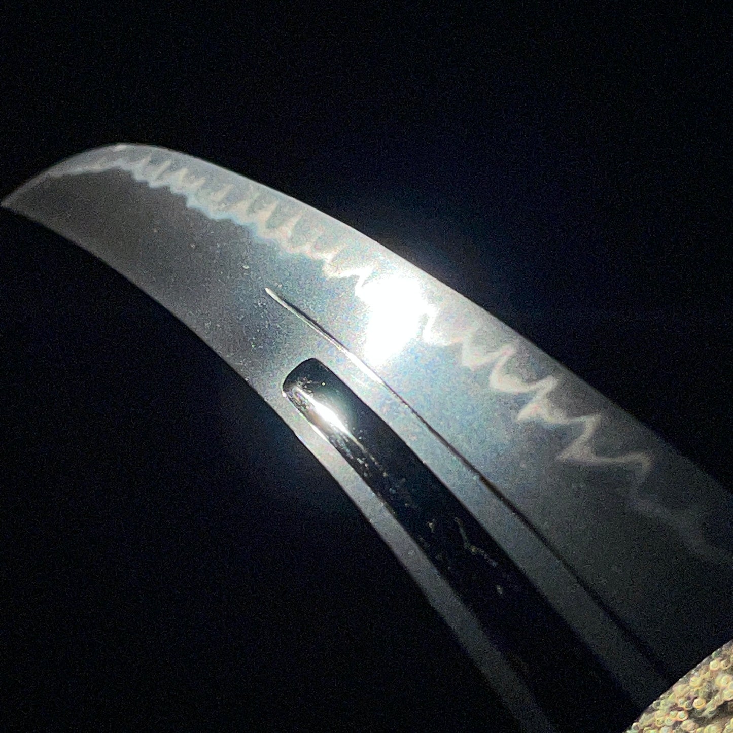 Kanenori 兼法, Danbira 段平 Wakizashi, Very wide blade, Muromachi period, NBTHK Certificate