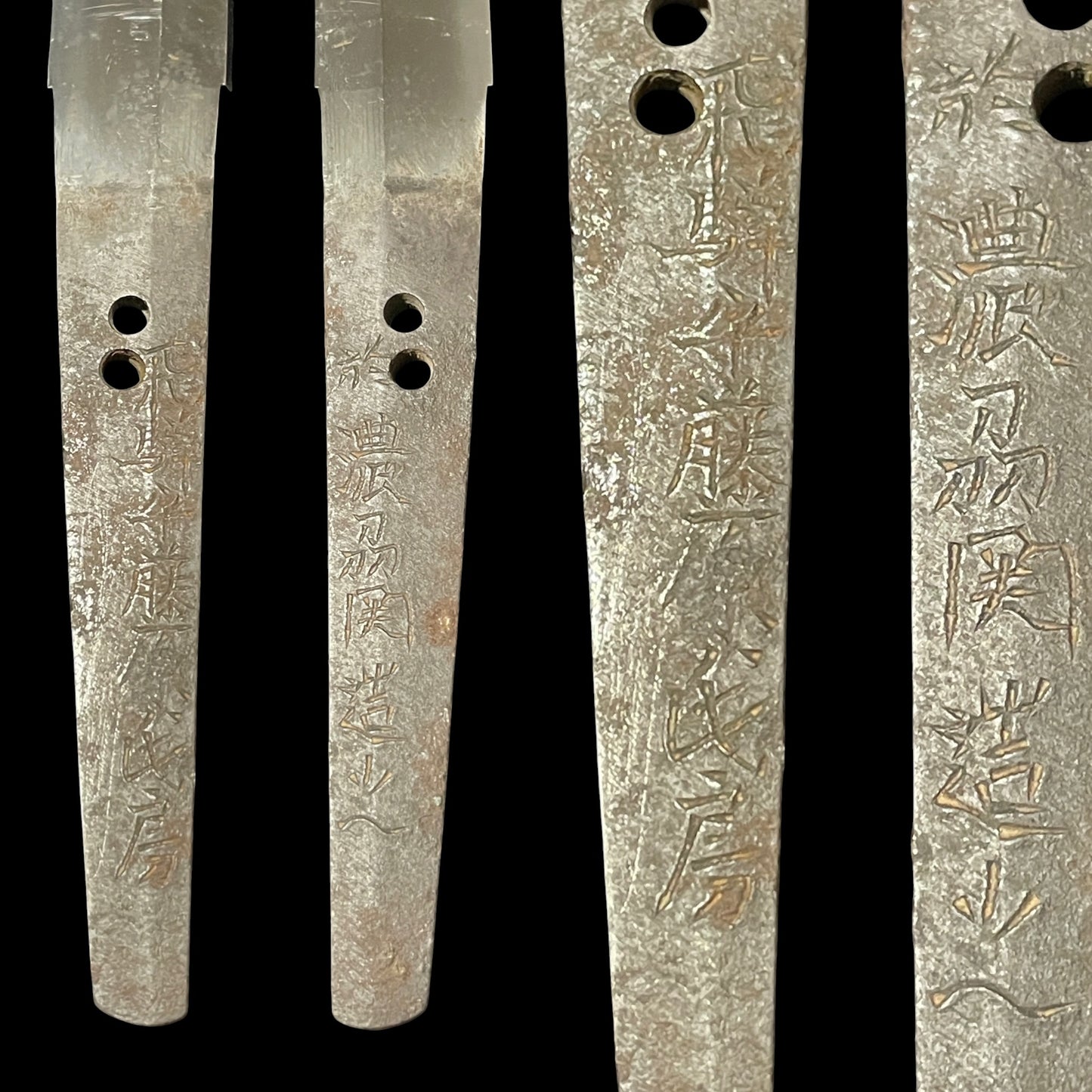 Hidanokami Fujiwara Ujifusa 飛騨守藤原氏房 signed Wakizashi, Horsetail Tsuba, Early Edo period