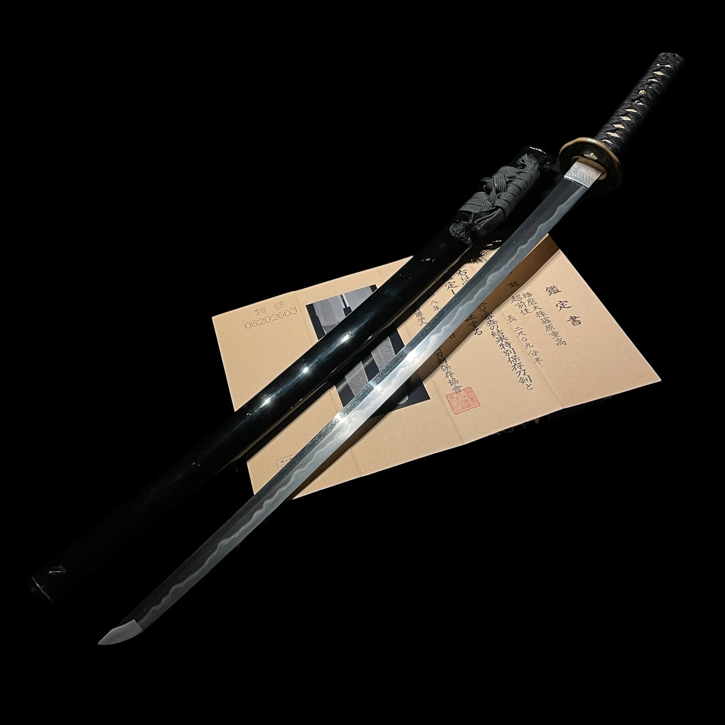 TOKUBETSU HOZON KATANA, Harimadaijo Fujiwara Shigetaka 播磨大掾藤原重髙 signed, Early Edo period