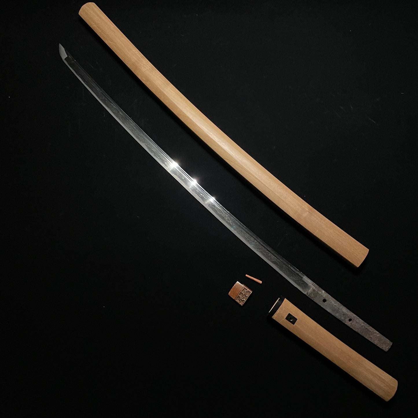 Katana in Shirasaya Futasujibi 二筋樋, Muromachi period mumei