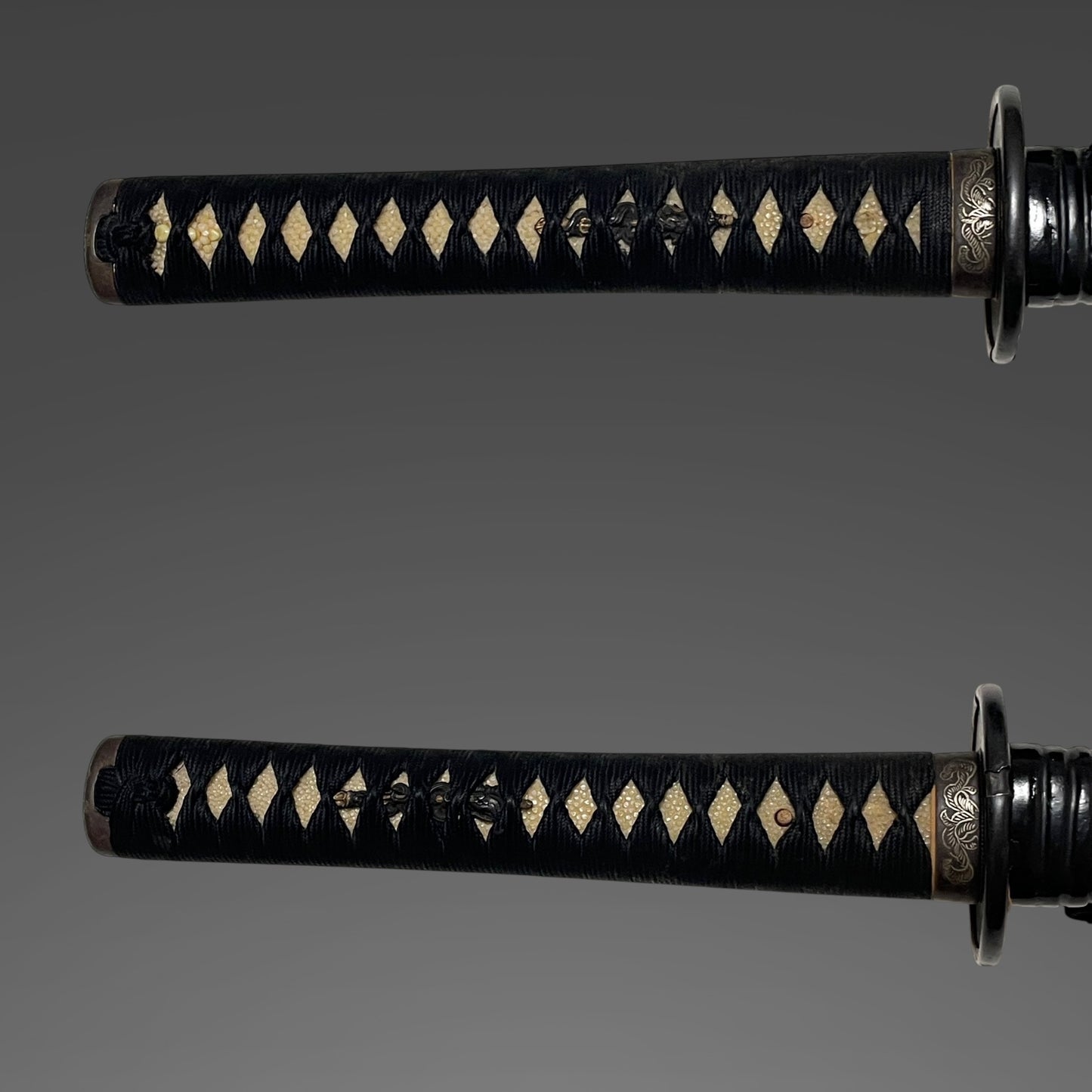 HIRIMONO 彫物 KATANA,笹竹 Sasatake Bamboo, Hizenkokuju Tadahiro 肥前國住忠廣 signed, Edo period