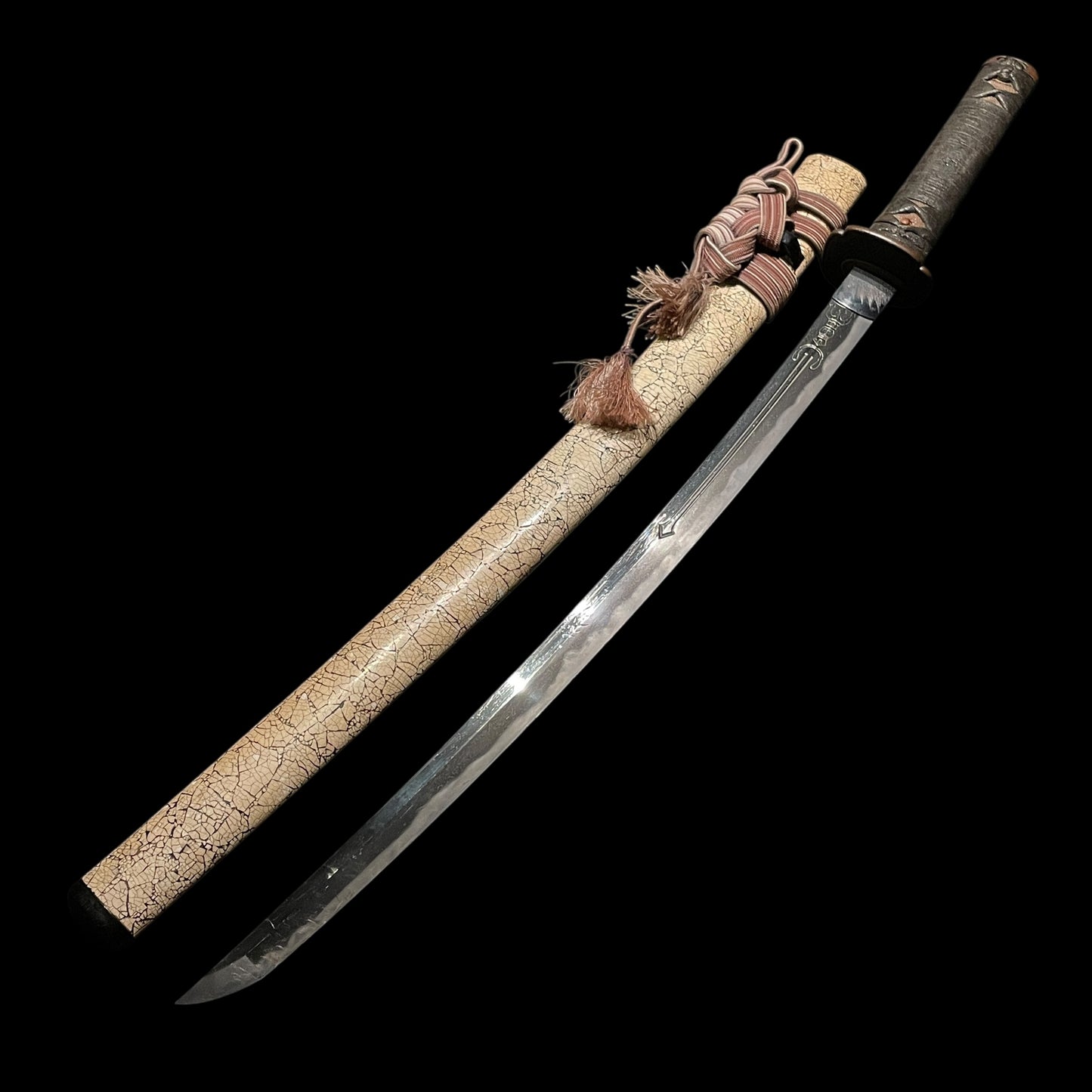 Rankaku-Saya 卵殻鞘, HORIMONO 彫物 Wakizashi, Yamagane Tsuba, Edo period mumei