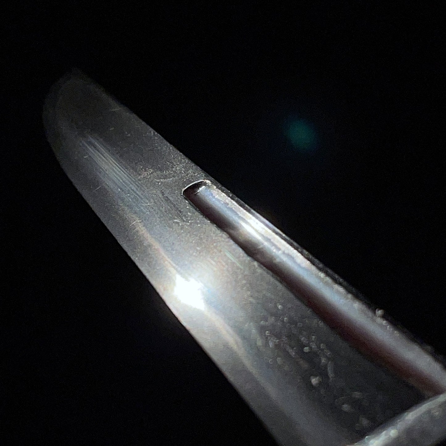 Thick Red TANTO. Hizenkoku Dewadaijo 肥前国出羽大掾 signed, Edo period