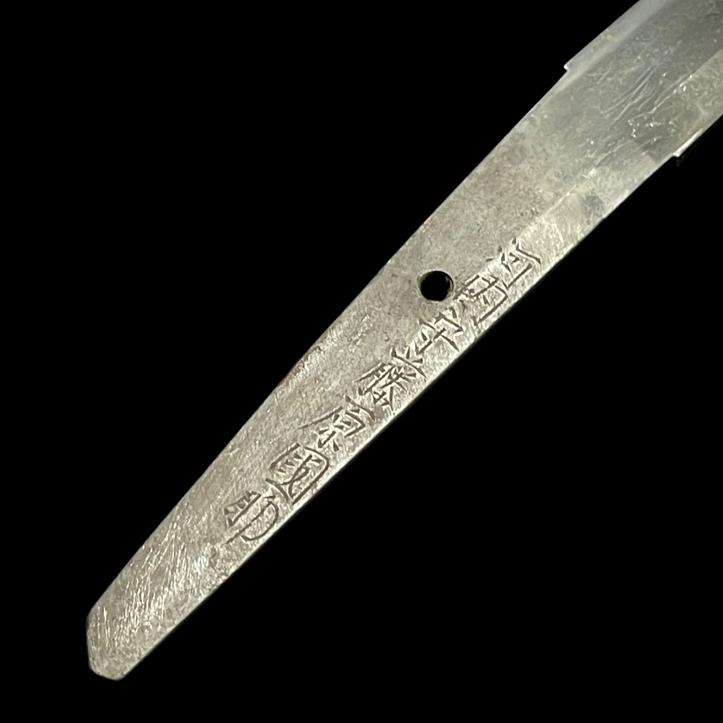 Kawachinokami Kunisuke 河内守藤原国助 signed Long WAKIZASHI in Kurosaya, Edo period