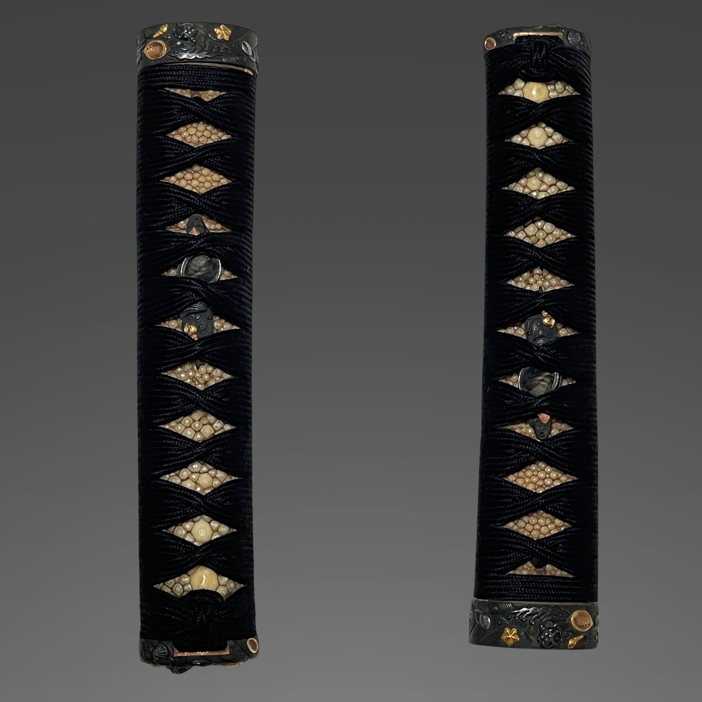 Fish and shellfish Fittings Wakizashi, Jumyo 壽命 signed, Edo period, NBTHK Certificate