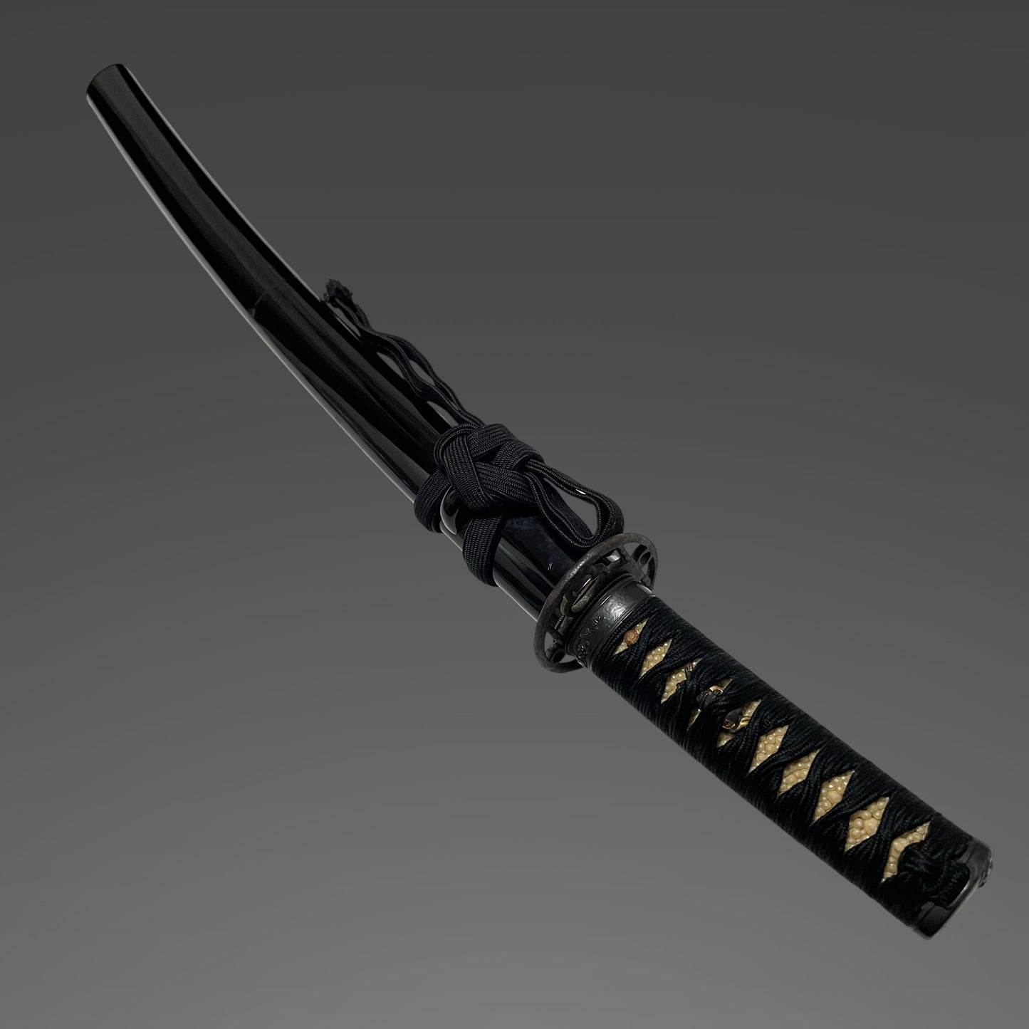 Black Wakizashi, Shakudo Shishi Fuchikashira, Edo period mumei