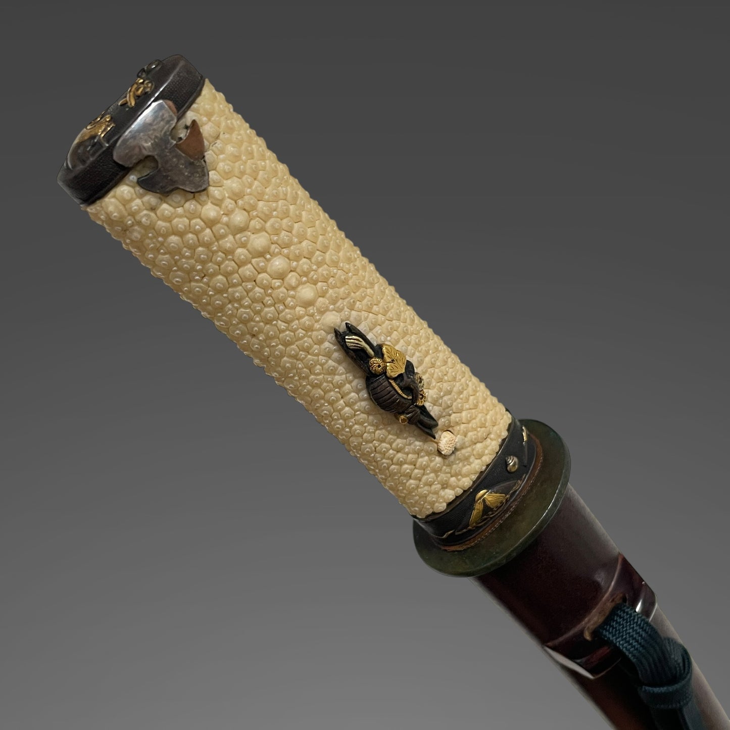 Shobuzukuri Aikuchi Wakizashi, Takarazukushi Fuchikashira, Muromachi period mumei