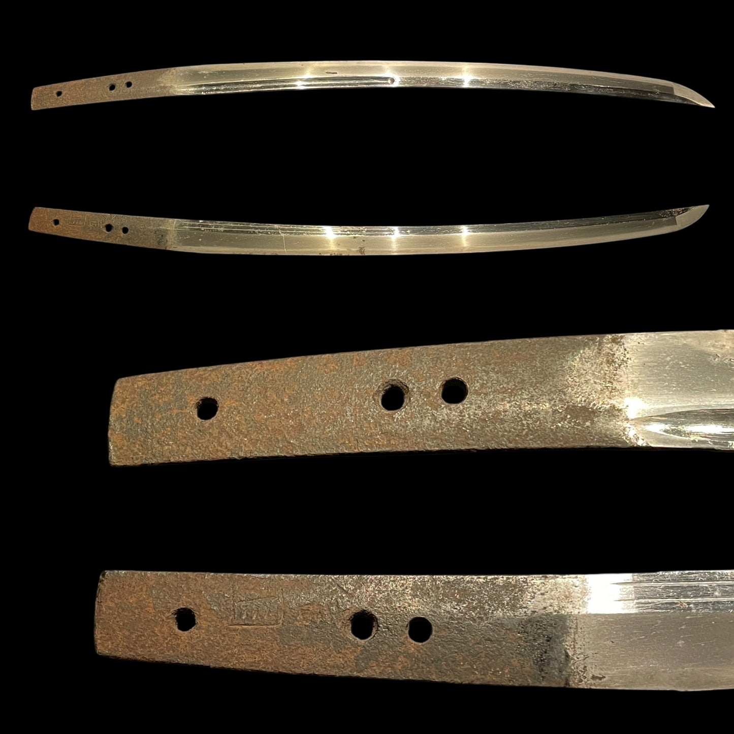 Nobukuni 信国 signed Wakizashi, Plum Fuchikashira, Aoi Menuki, Muromachi period