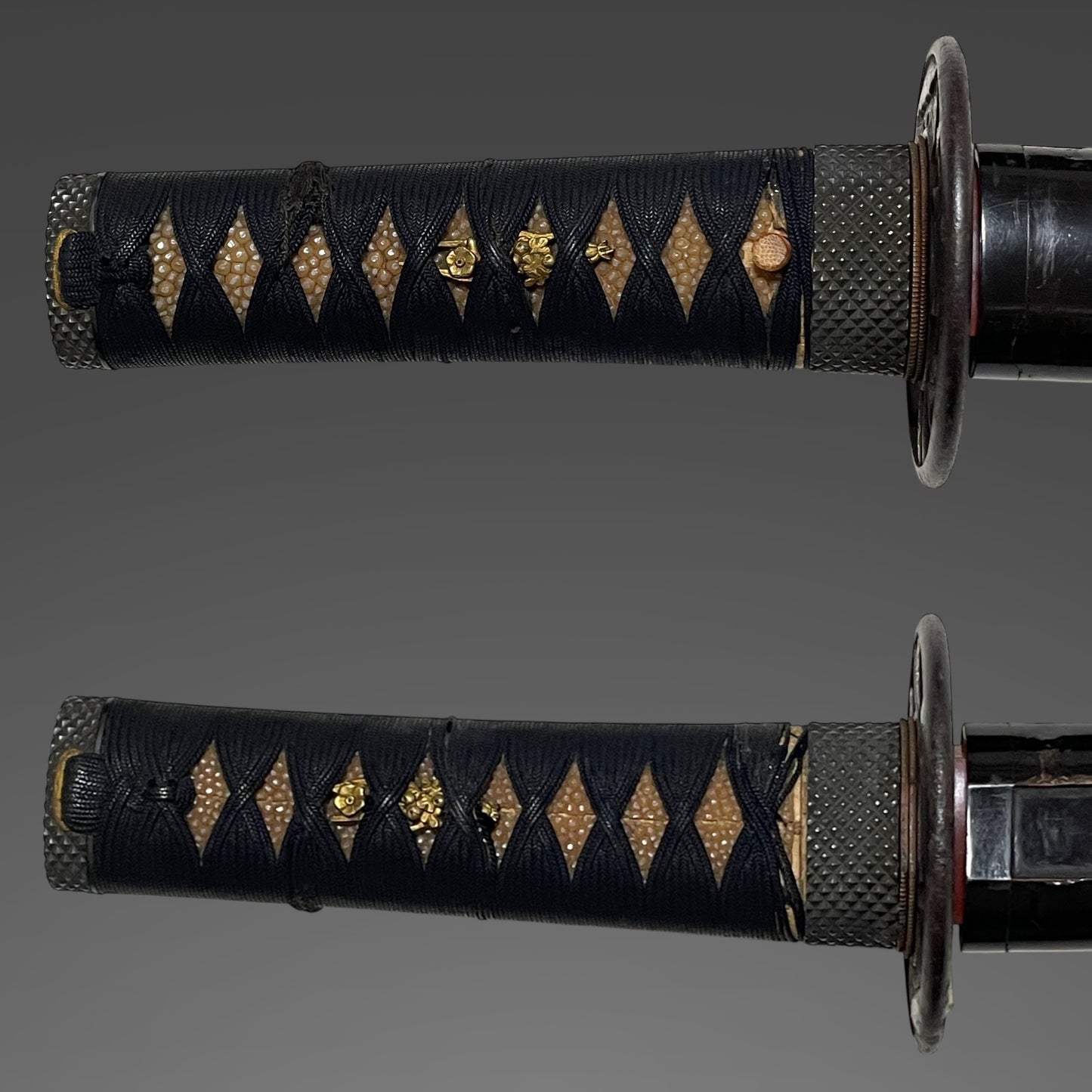 Naginata-Naoshi Zukuri 薙刀直造  Wakizashi, Oninanako Fuchikashira 鬼魚々子縁頭, Edo period