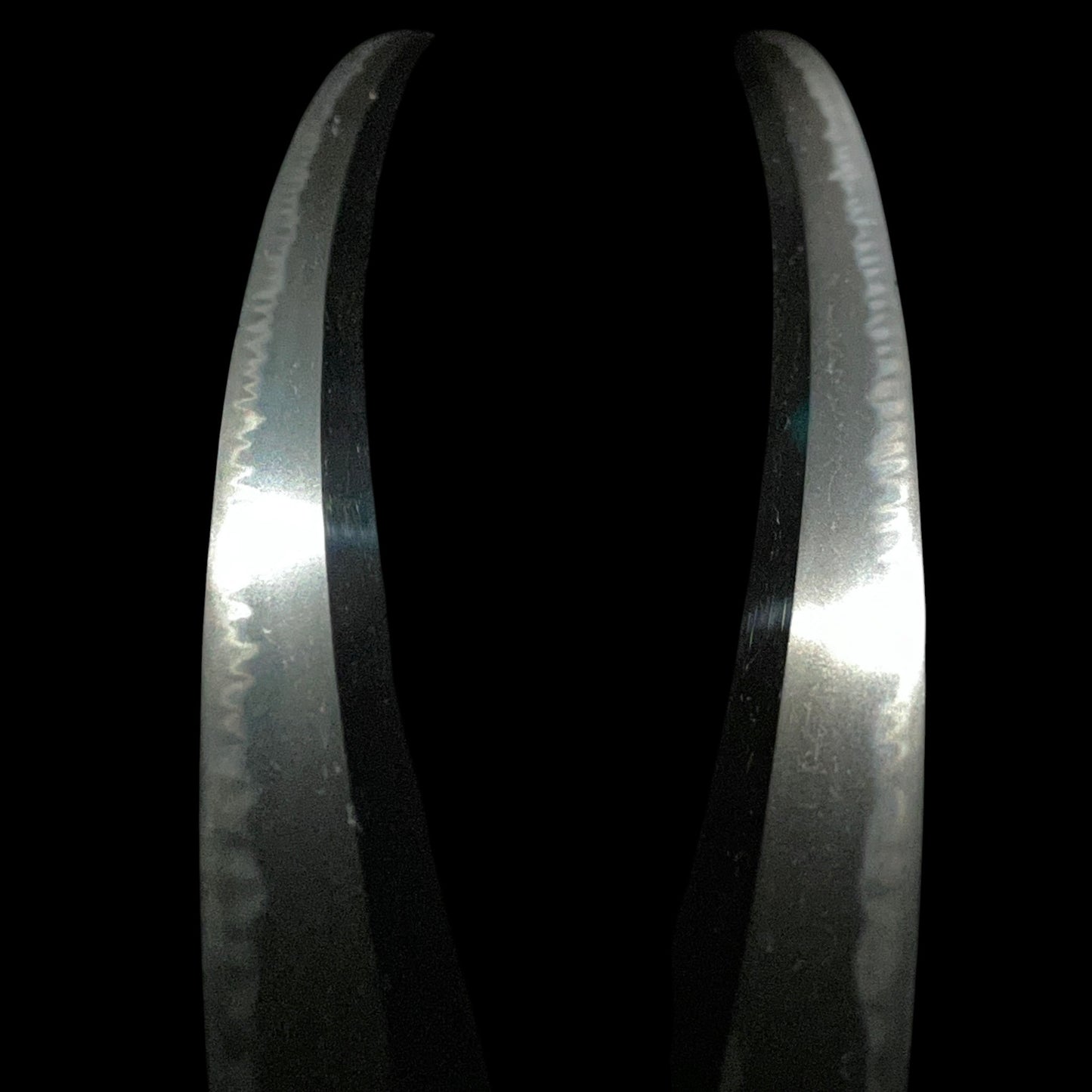 Long Shobuzukuri Wakizashi, Kaneari 兼在 signed, Muromachi period