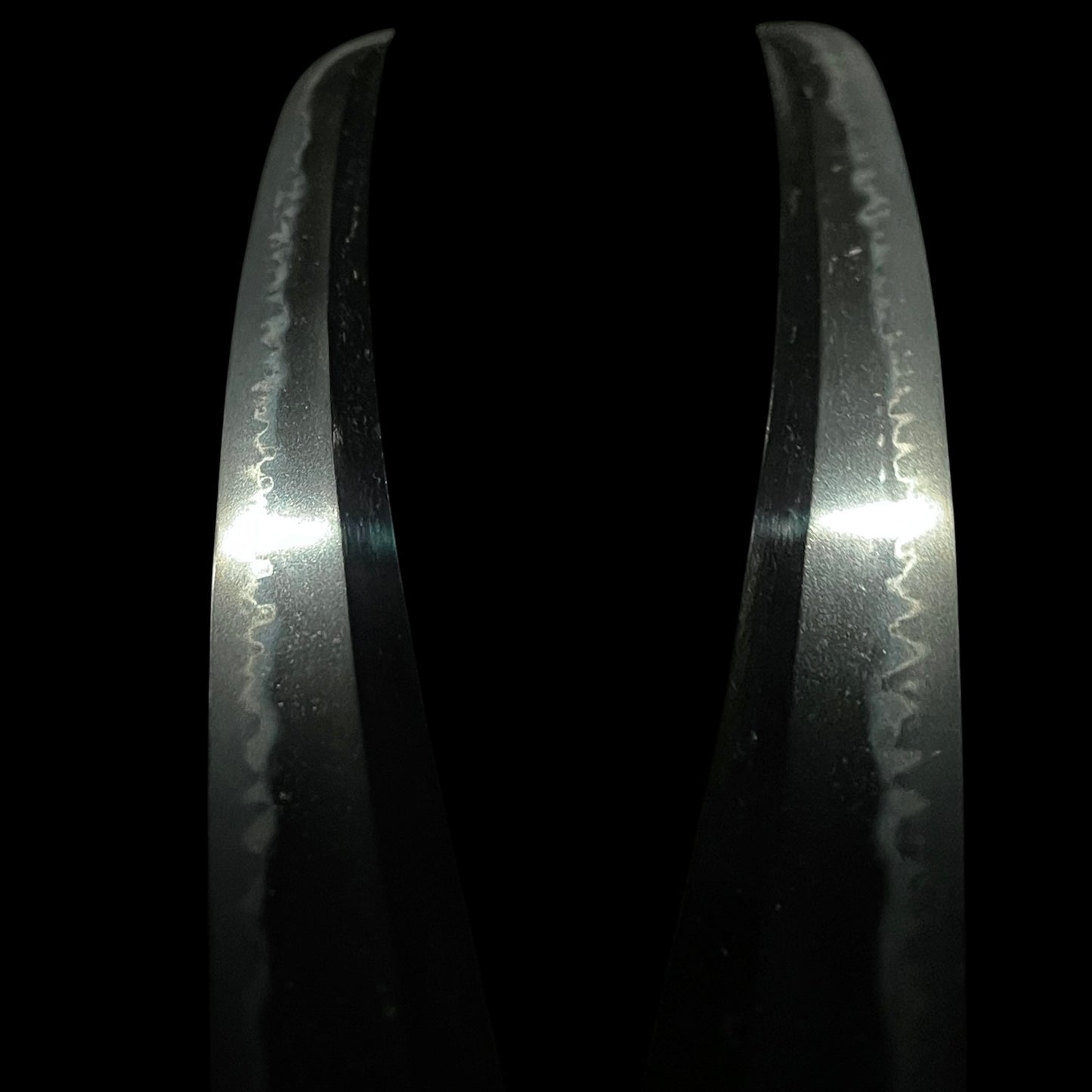 Kanehiro 兼廣 signed Shobuzukuri 菖蒲造り Wakizashi, Muromachi period
