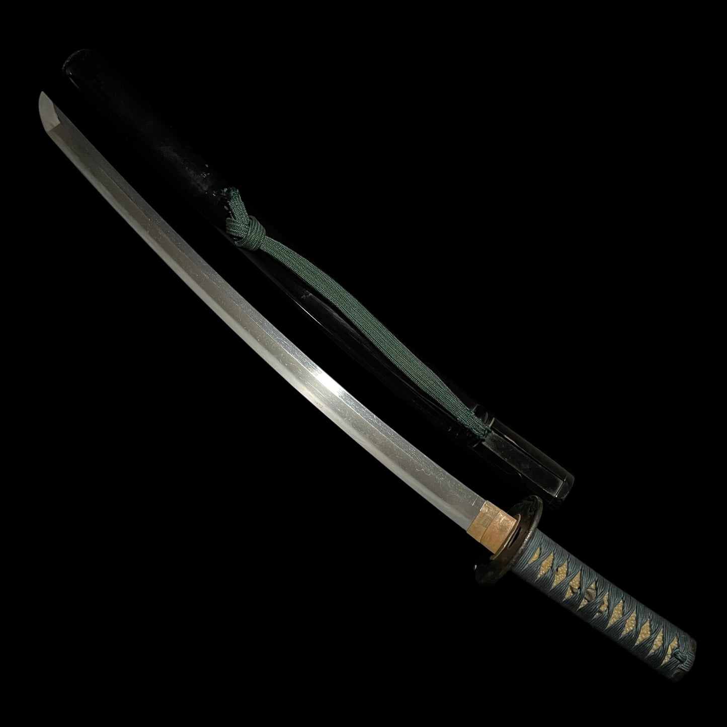 Nobukuni 信国 signed Wakizashi, Beautiful Fuchi, Muromachi period