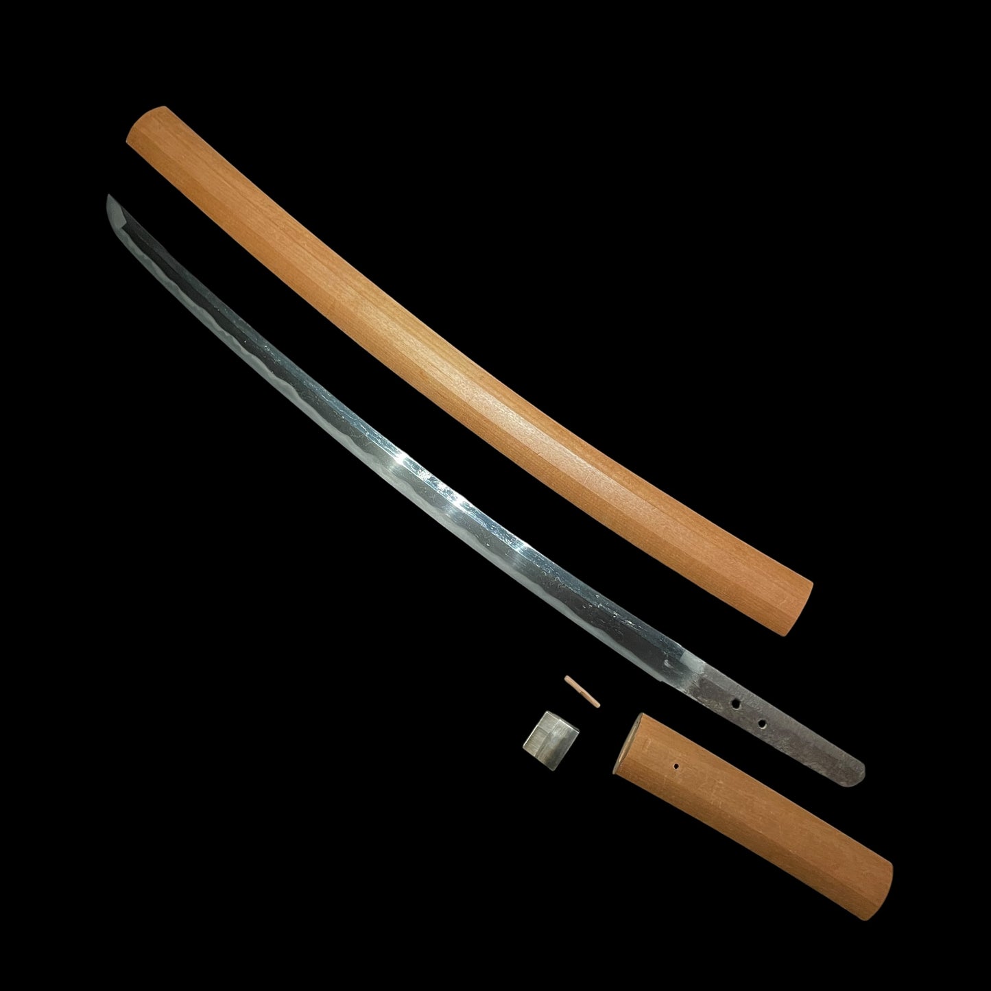 Long Wakizashi Midareba 乱刃 in Shirasaya, Edo period mumei