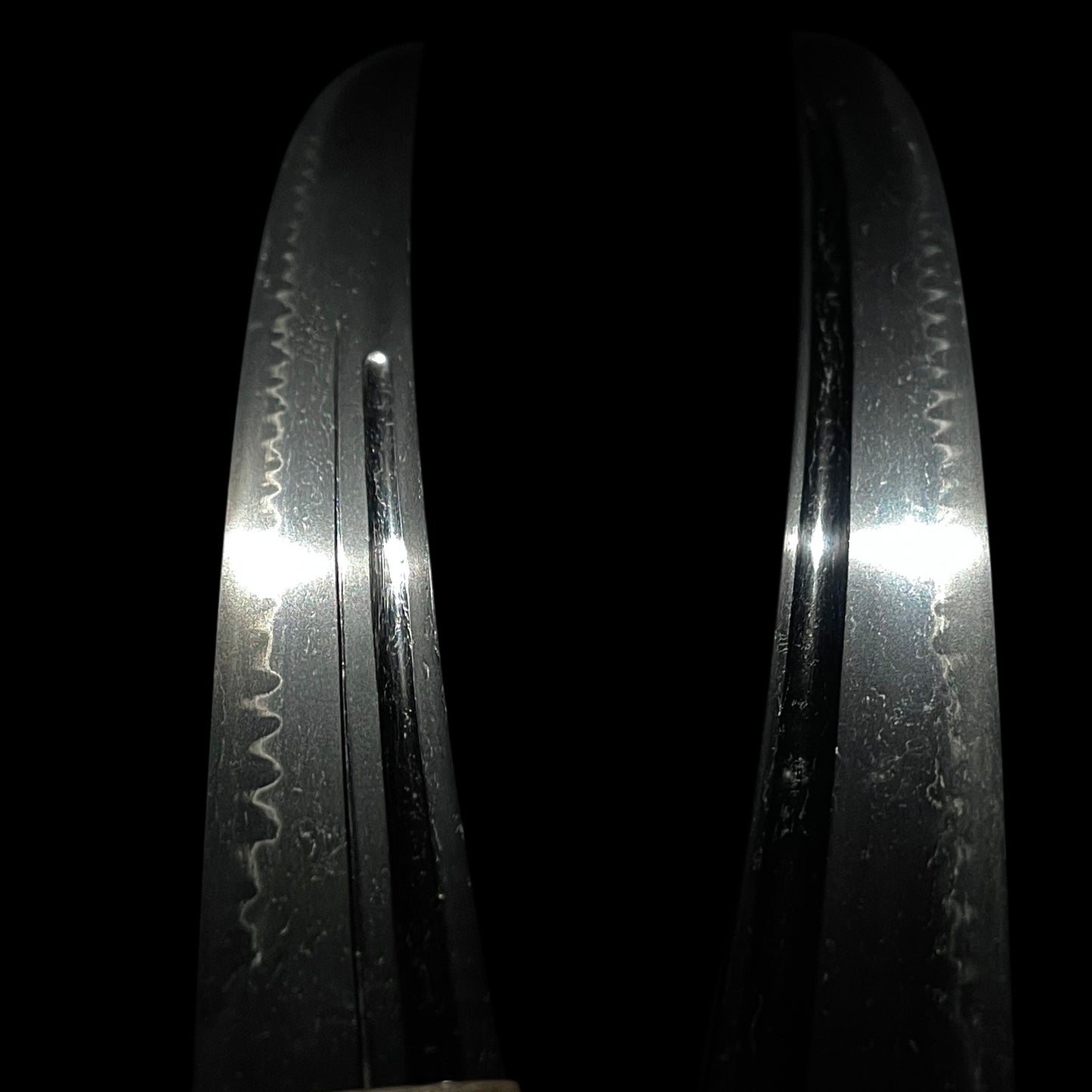 Kunishige 国重 signed, Sunnobi Tanto 寸延短刀, Muromachi period