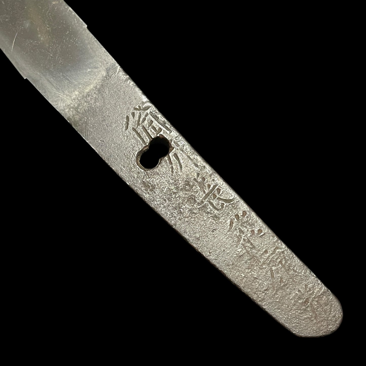 Aikuchi Style TANTO, Bishuosafune Yasumitsu 備州長船康光 signed, Early Muromachi period