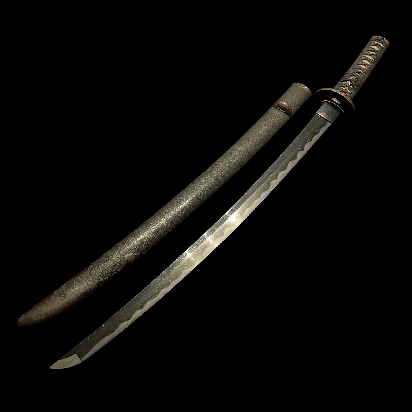 Toppei Koshirae 突兵拵 Long Wakizashi, Mantis Tsuba 蟷螂鍔,  Bishuju Morimitsu 備州住守光 signed