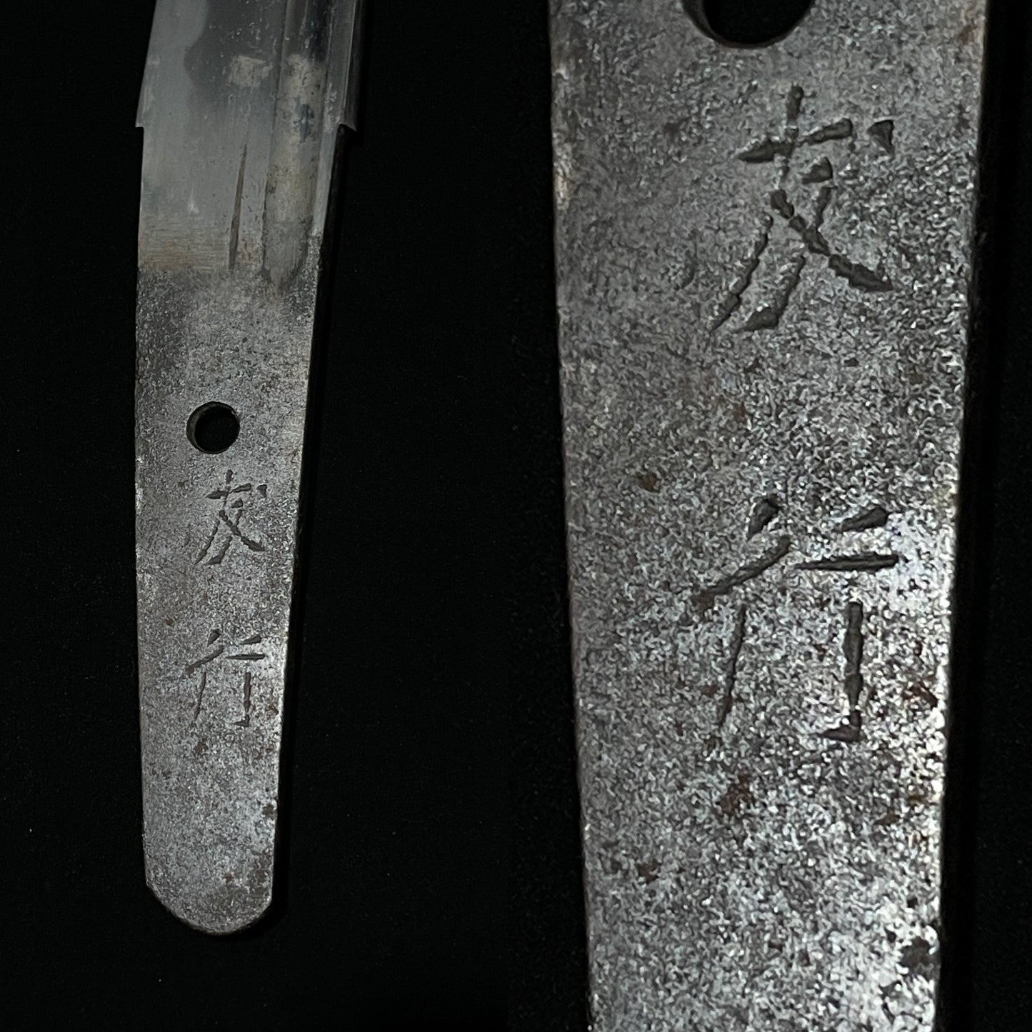 Hirazukuri Bo-hi 棒樋 Wakizashi, Tomoyuki 友行 signed, Edo period