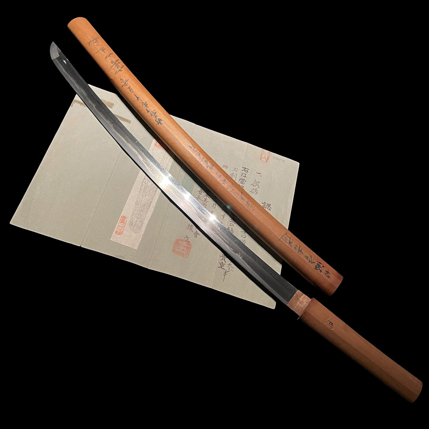 Tanbanokami Yoshimichi 丹波守吉道 signed Wakizashi, Kanzan Sensei Sayagaki 寒山先生鞘書, Early Edo