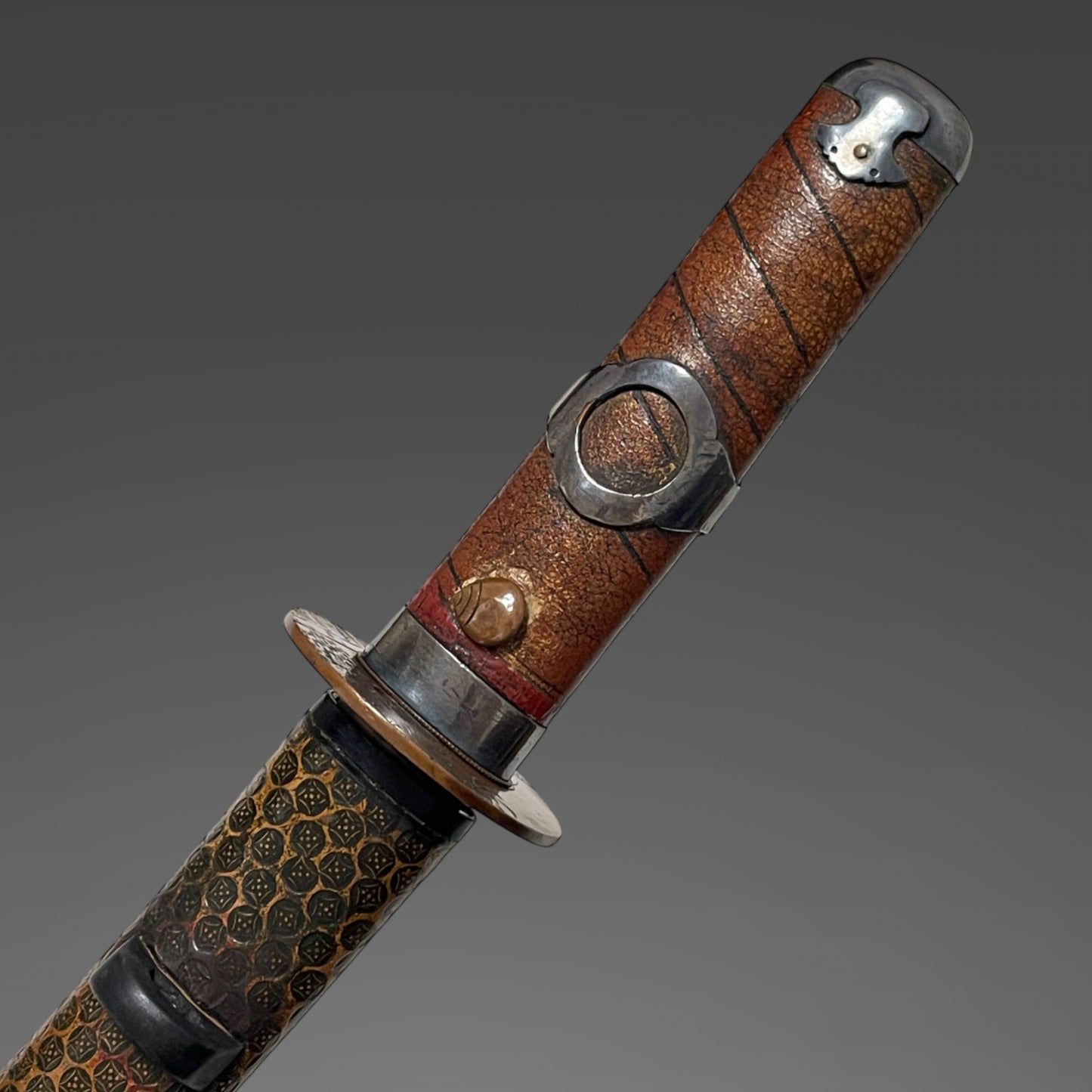 Kawari-Koshirae 変わり拵 Wakizashi, Silver and Copper Fittings, with Kozuka