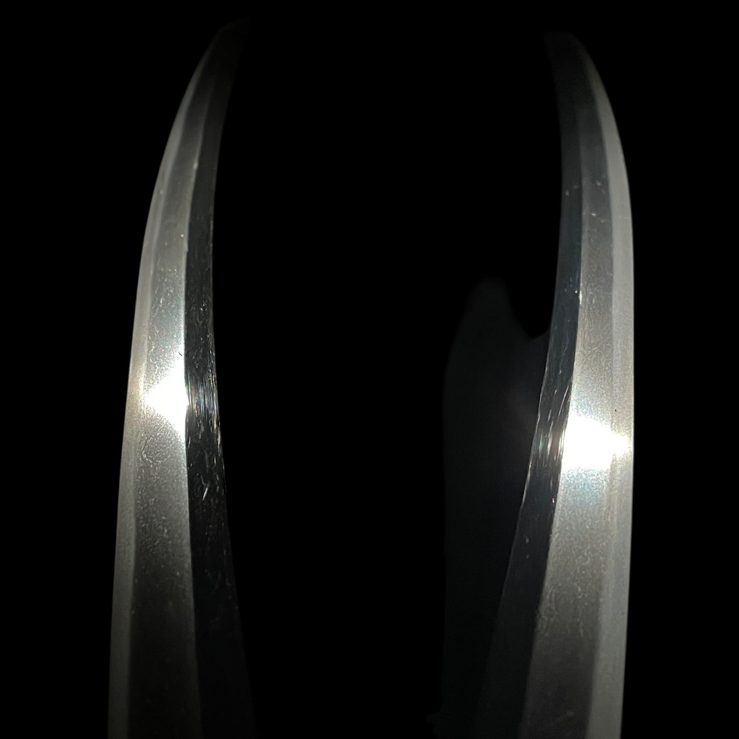 Red Wakizashi, Bishuosafune Norimitsu / February 1476 signed, Muromachi period