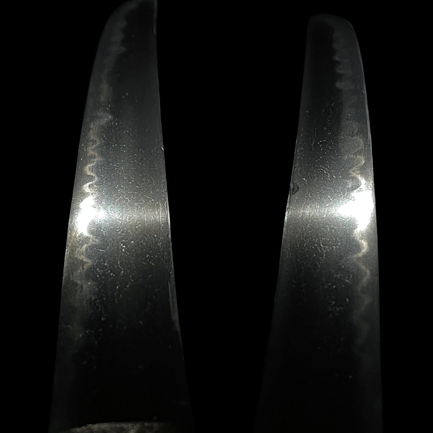 YOROIDOSHI 鎧通し TANTO, Thick Blade, Cherry blossoms Fuchikashira, Dragon and Tiger Kozuka